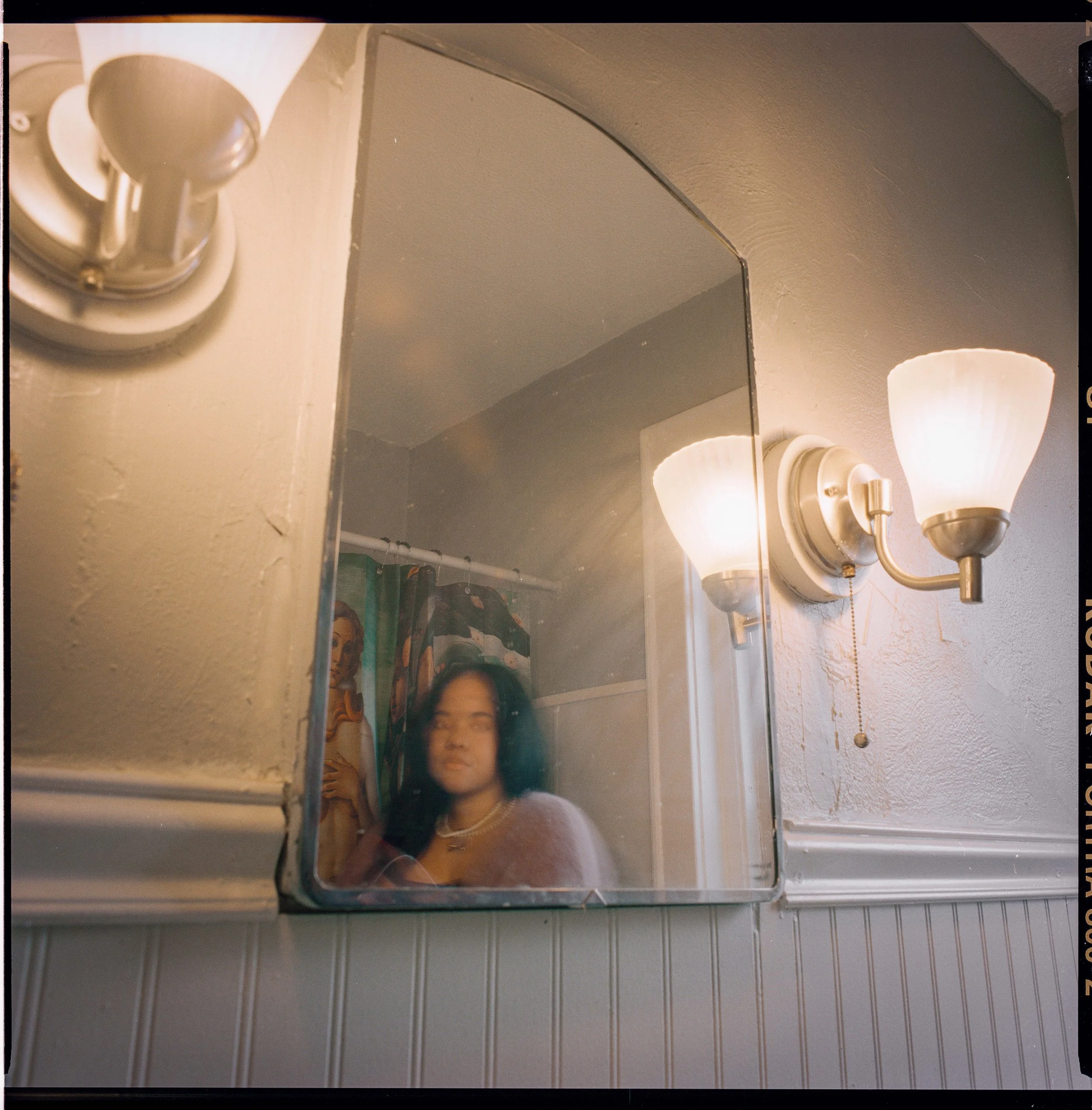 ARIELLE GRAY_PAMPLEMOUSSE_16.jpg