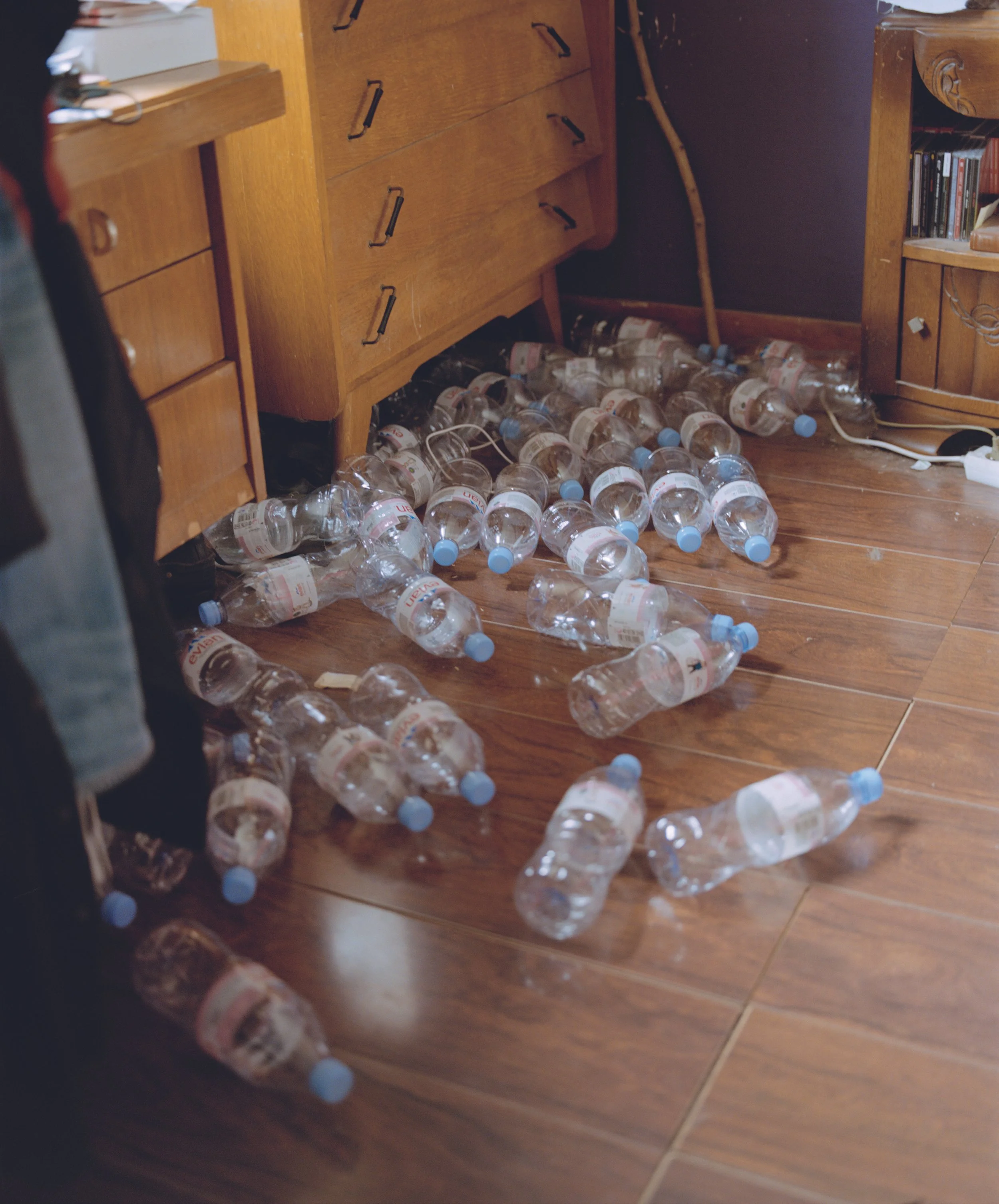 JADE_14_The bottles, 2019.jpg