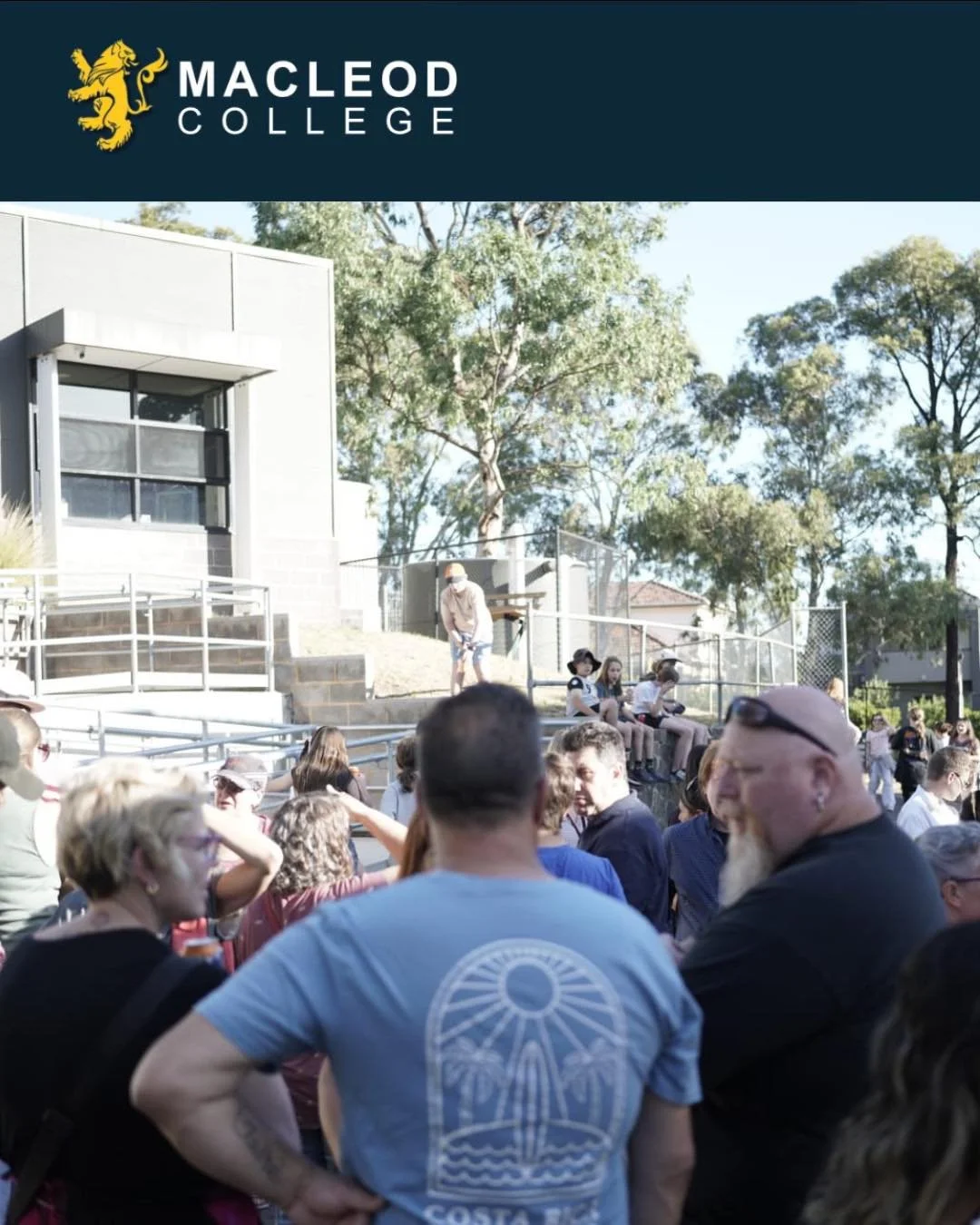 ✨ CONNECT ✨ 
What an amazing turn out last night at our Year 7 and 12 BBQ. It was lovely to be able to meet the families of our Year 7 students and welcome them into the Macleod College Community, and to see some familiar faces of our Senior Students