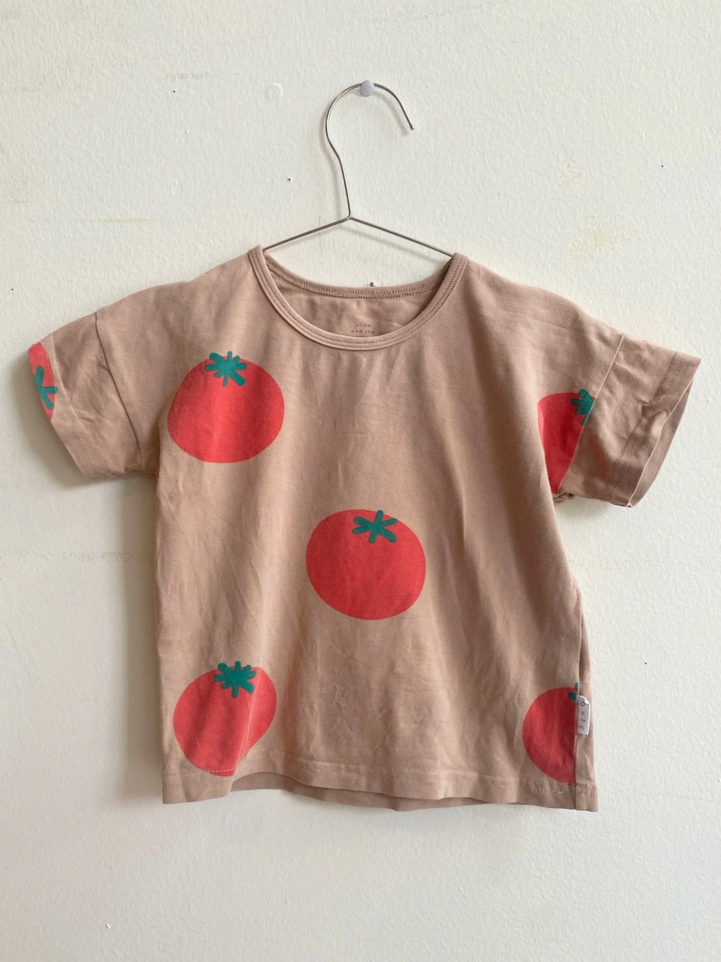 Olive and the Captain Tomato Tee 2T