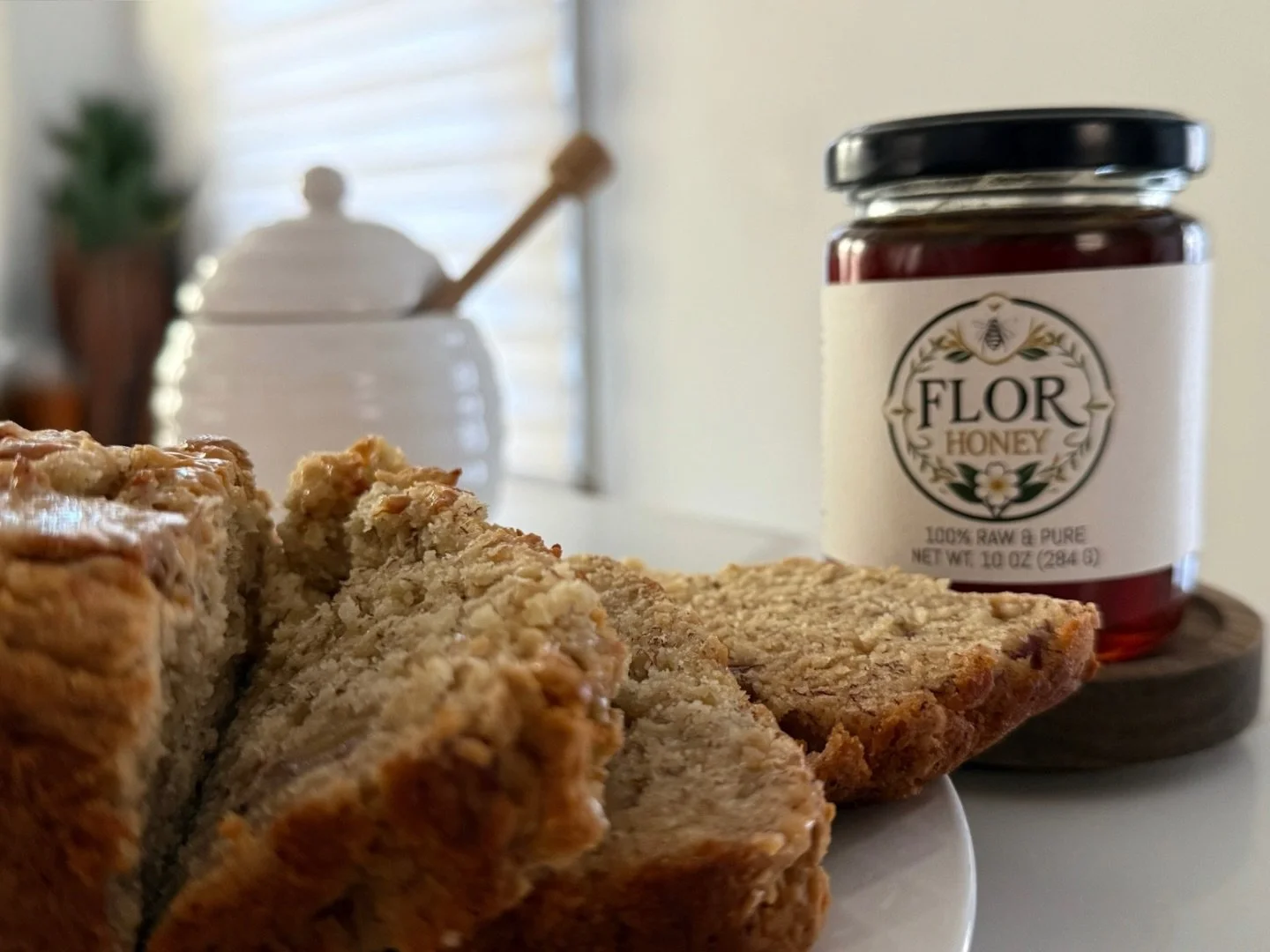 This delicious Banana Bread sweetened with honey, was made extra special with Flor Honey &ndash; 100% raw, pure, and premium honey straight from the lush fields of the Dominican Republic. 🌿🐝

Our wonderful farmers at Moca Coffee Co. don&rsquo;t jus