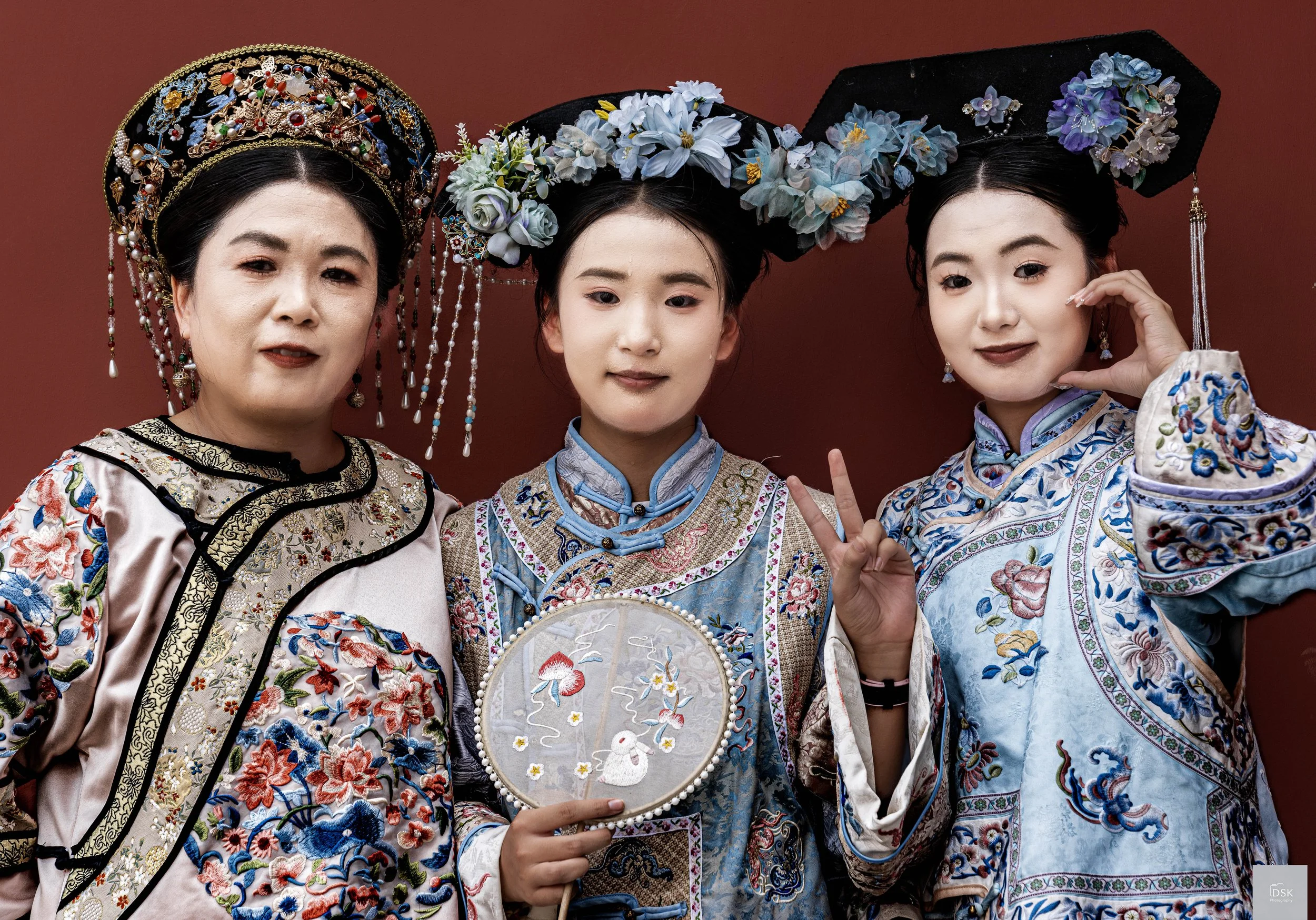 Qipao Women - Two Generations