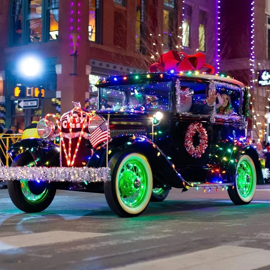Sunday, November 23rd we welcome the Fort Worth Parade of Lights to Downtown! ✨

It&rsquo;s always such a good time and we&rsquo;ve got the perfect view right from our garage doors. We&rsquo;ll have food vendors, sweet treats, hot chocolate, festive 