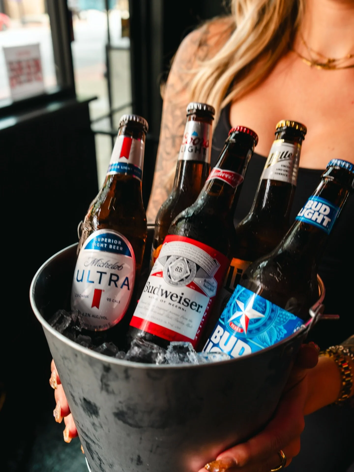 Come grab a $20 beer bucket in honor of the big game today! 🏈🏆