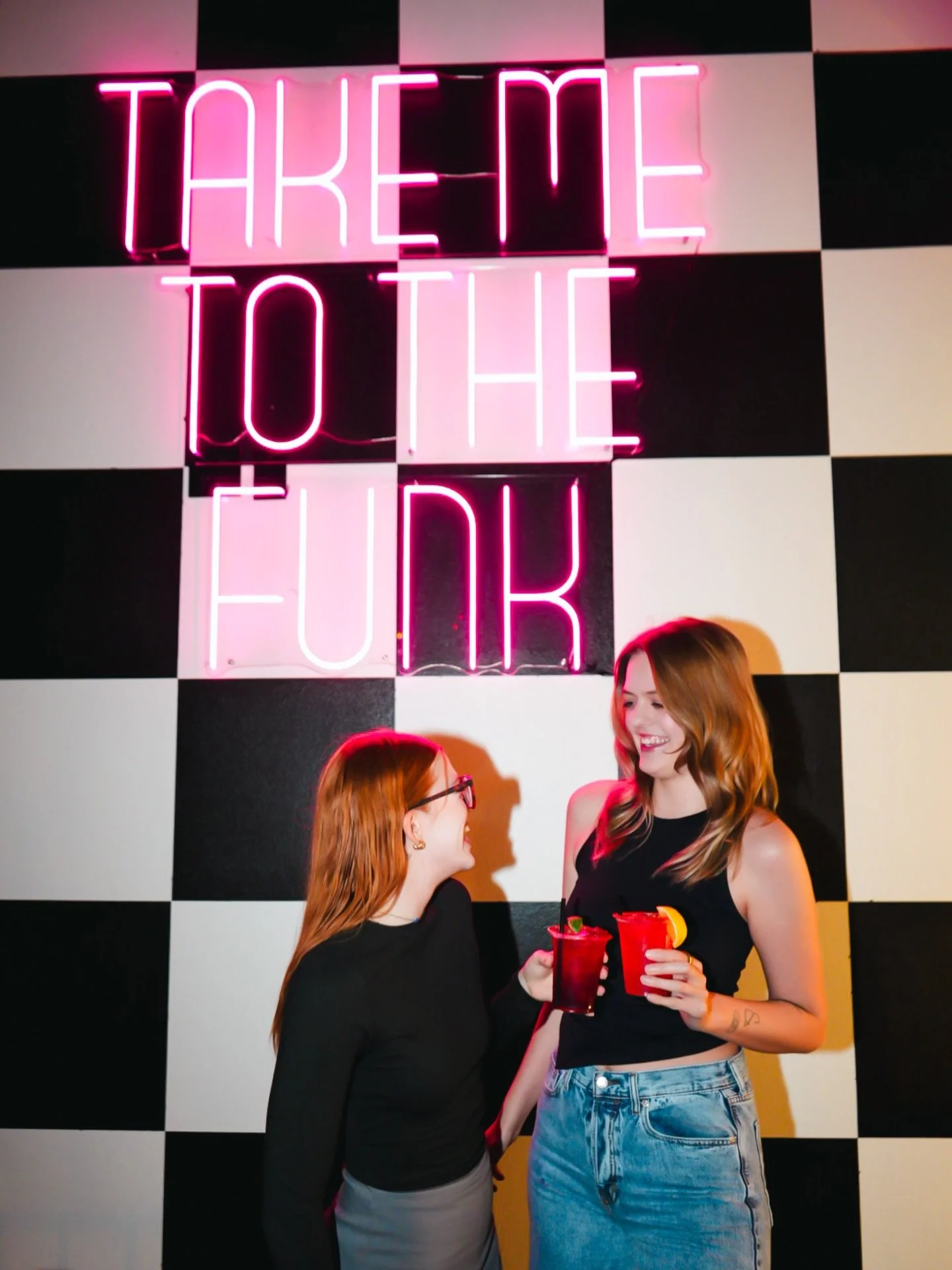 Fort Worth is calling 📞

Nothing beats a Saturday night in the Funk. DJ Technic is in the mix until 2am!