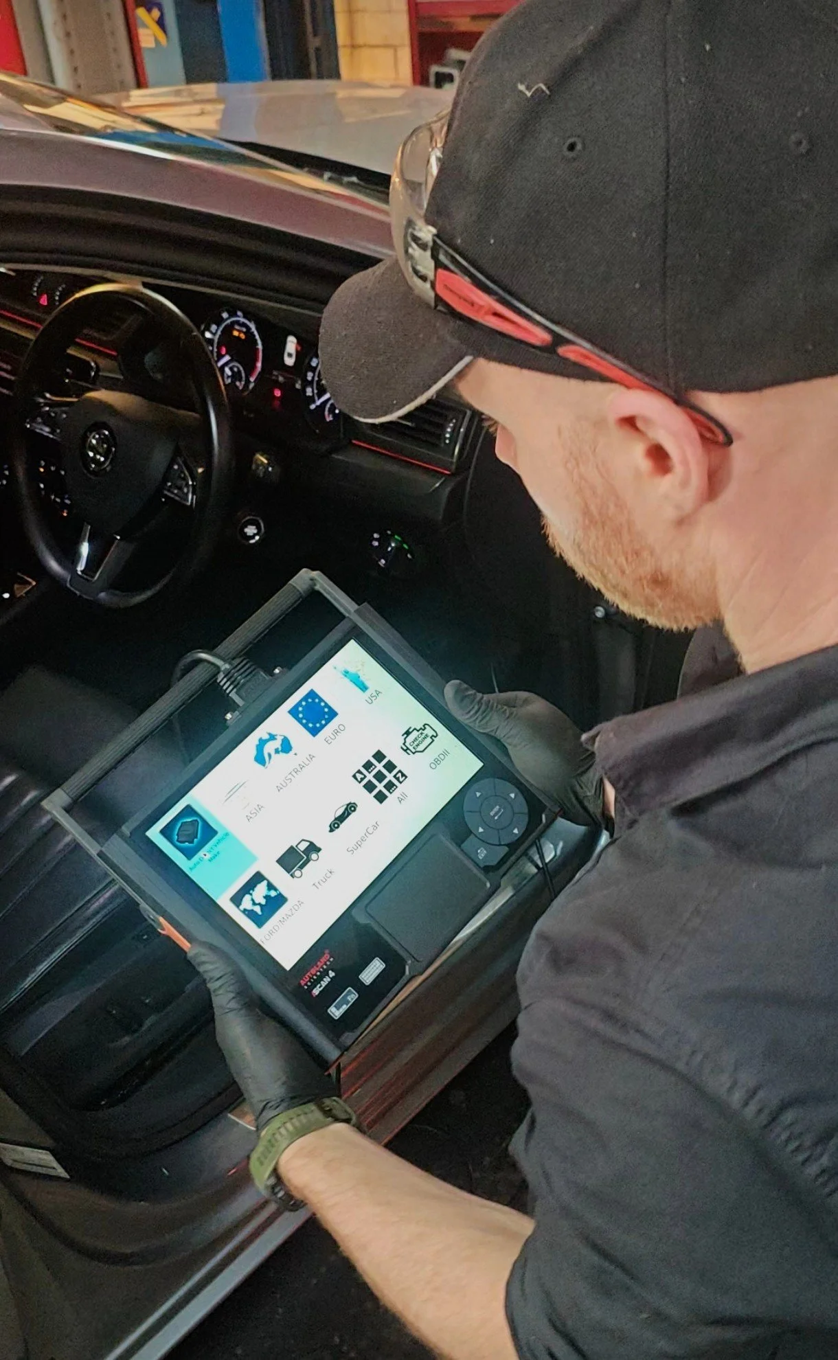 High-quality engine and transmission services at Schneidx Auto Care, Clayton South, South East Melbourne, VIC 3169 – expert auto repairs