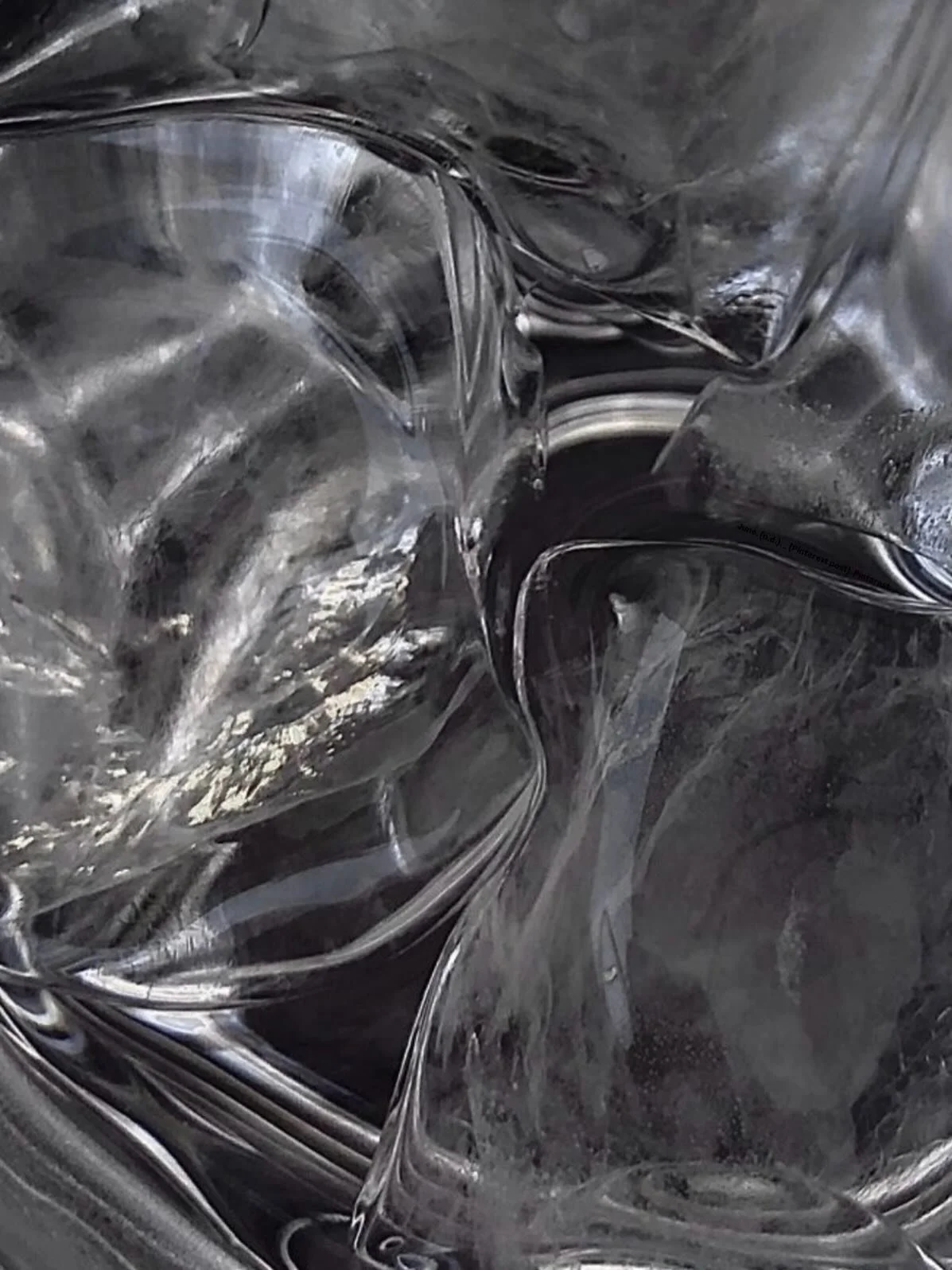 Let routine tasks melt away, freeing your time for work that genuinely drives results.

A virtual assistant provides reliable, efficient support so your operations run smoothly without unnecessary strain.

⭐️🤍

#AUX #AUXVAStudio #VirtualAssistance #