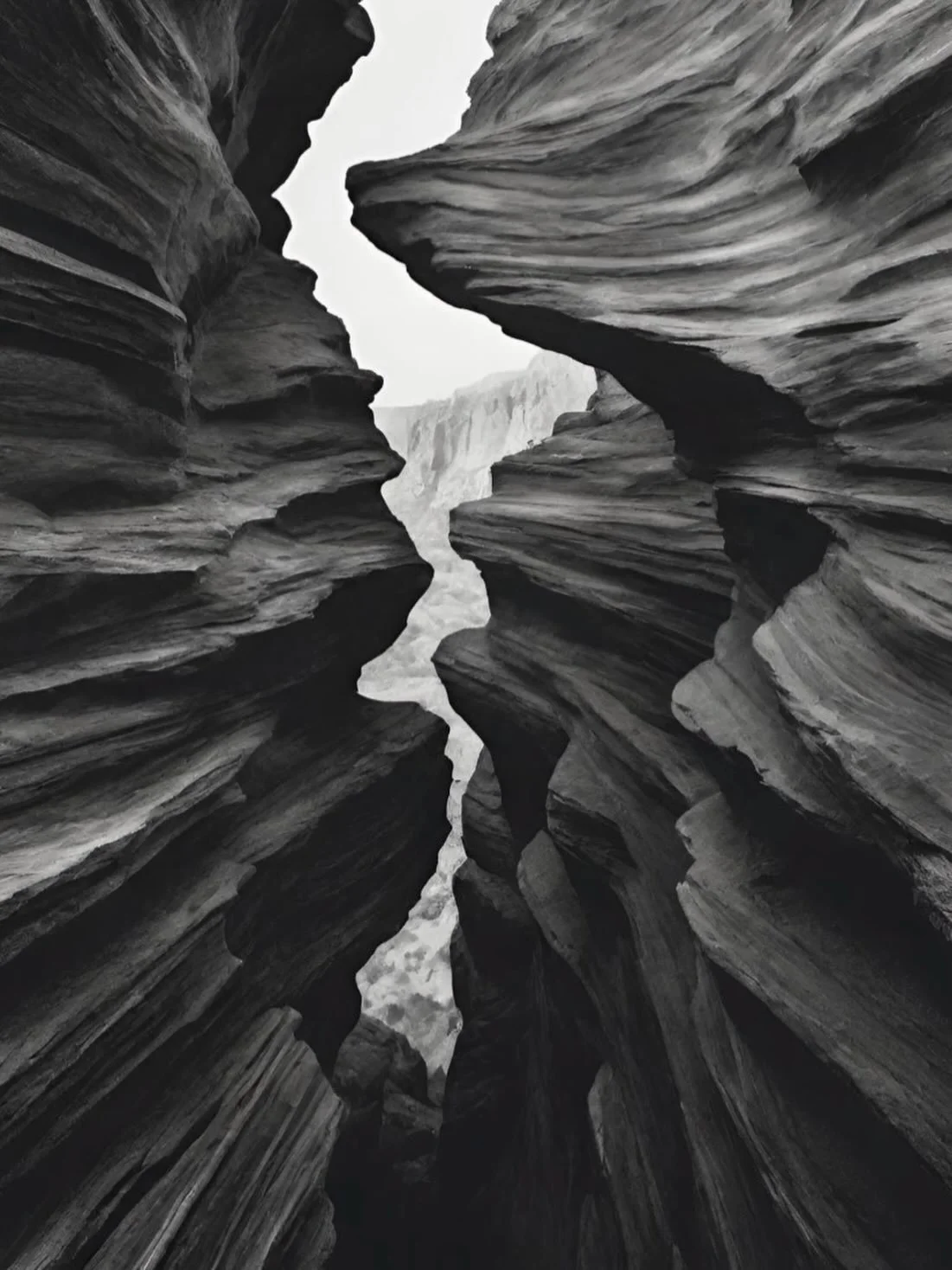 Sharp patterns reflect foresight, precision, and intentional design.

A virtual assistant brings that same disciplined focus to your operations, transforming complexity into clarity and routine tasks into refined systems.

🤍⭐️

#AUX #AUXVAStudio #Vi