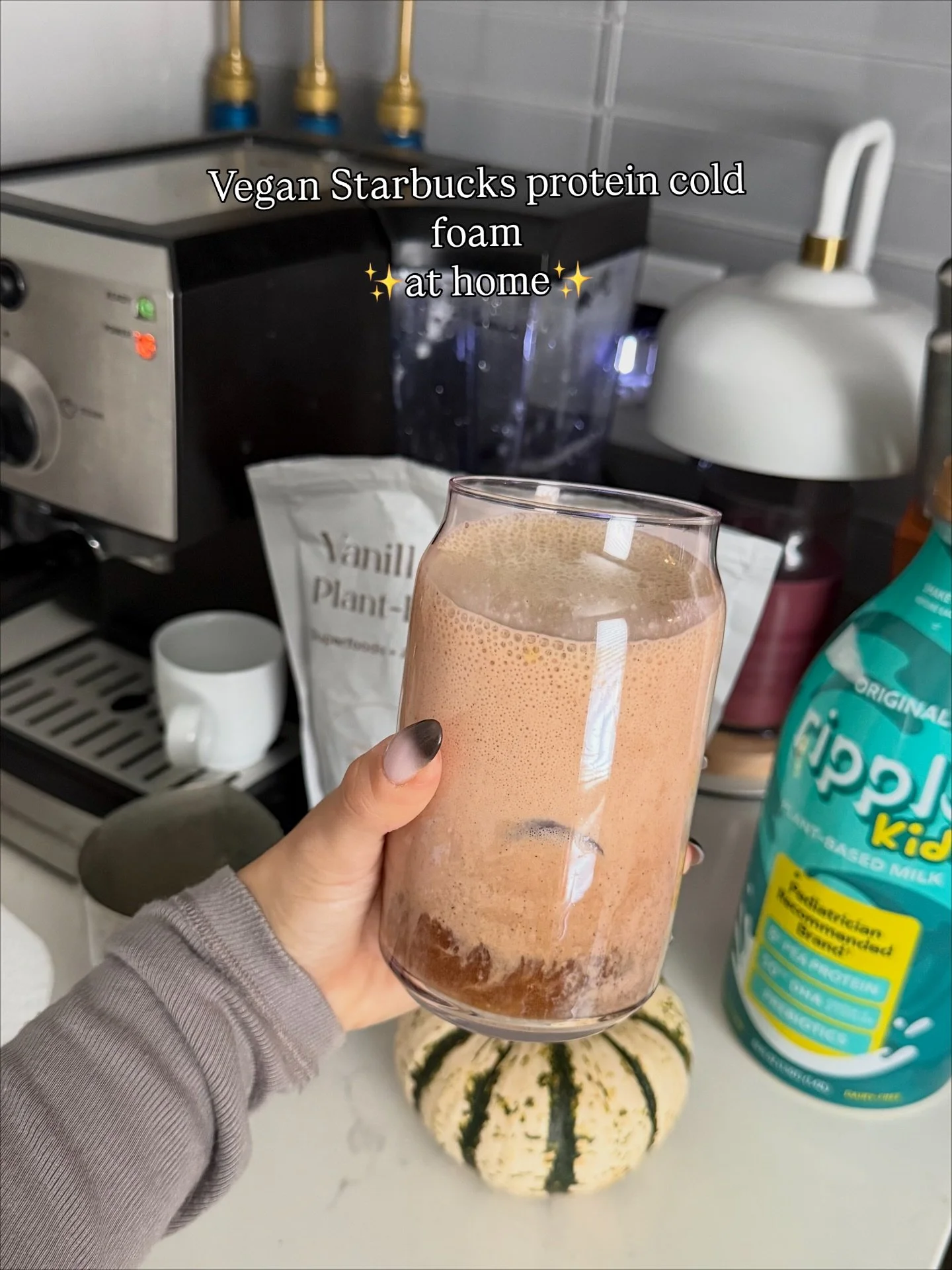 18g protein, ~120 cal and takes almost no time to make at home ✨ 

All you need:
1 scoop protein of choice- whey works too 
Milk of choice 
I also added sugar free brown sugar syrup for extra flavor ☕️

Give this a shot and come back to let me know w