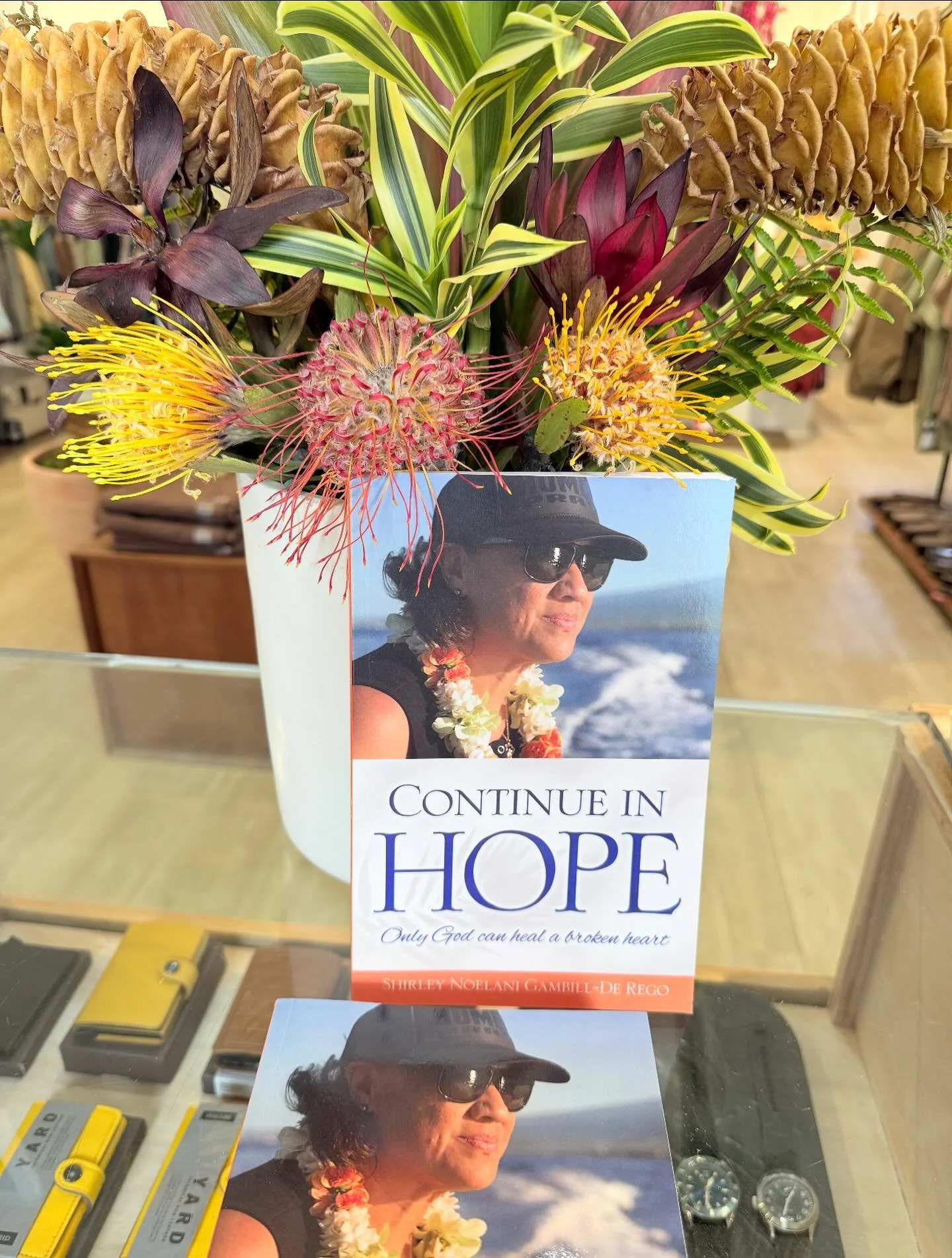 President &amp; Founder Shirley De Rego&rsquo;s of the Alex &amp; Duke De Rego Foundation is excited to share that her book, &ldquo;Continue in Hope&rdquo; is now available at Surf Camp Waimea 📚🌊 Mahalo to our community for supporting this journey 
