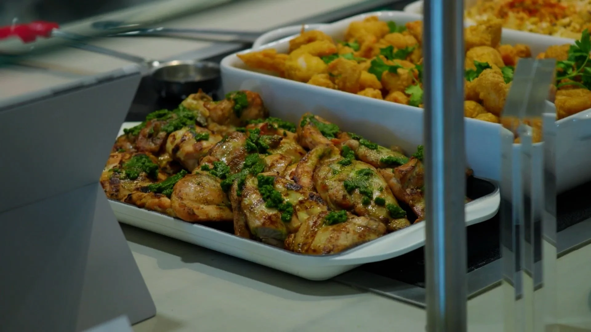 YTDown.com_YouTube_How-Wolfgang-Puck-Fuels-An-Entire-NFL-Te_Media_wxh_tYFQoro_001_1080p.mp4.00_01_04_21.Still017.jpg