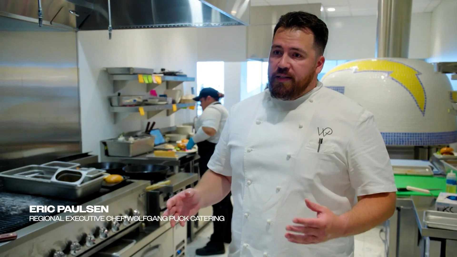 YTDown.com_YouTube_How-Wolfgang-Puck-Fuels-An-Entire-NFL-Te_Media_wxh_tYFQoro_001_1080p.mp4.00_00_18_15.Still008.jpg