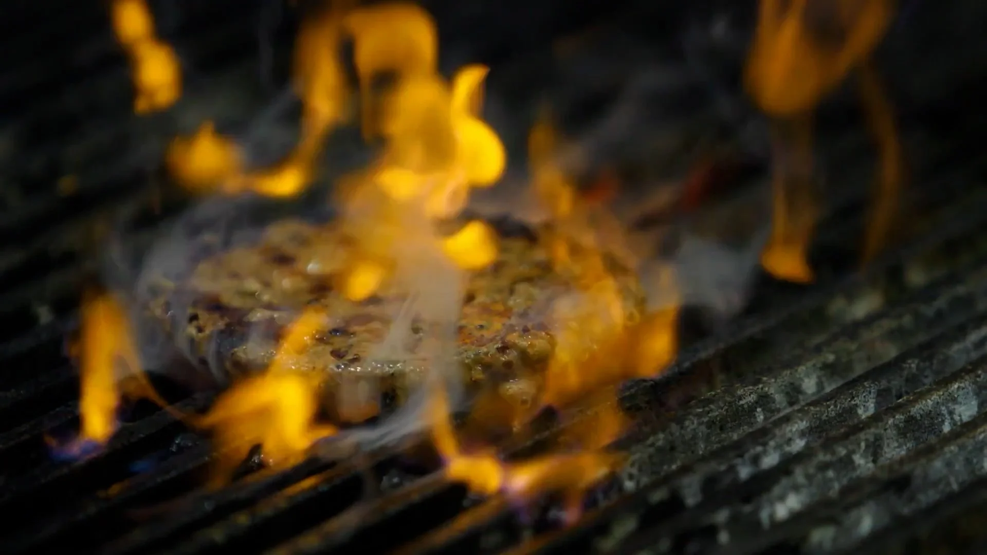 YTDown.com_YouTube_How-Wolfgang-Puck-Fuels-An-Entire-NFL-Te_Media_wxh_tYFQoro_001_1080p.mp4.00_00_12_07.Still006.jpg