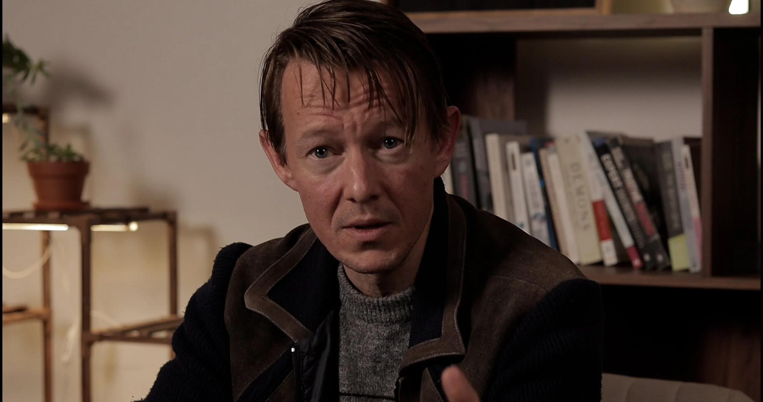 Sequence 01.00_00_43_00.Still001.jpg