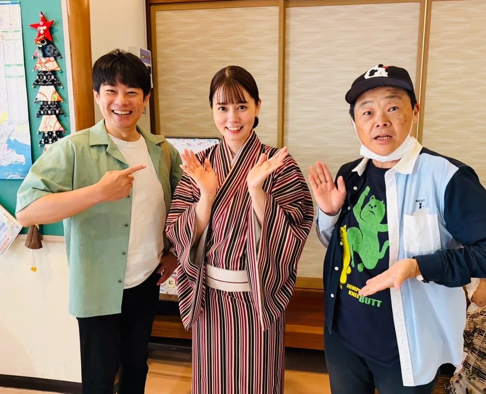 ⁡
4月はやたらと沖縄へ🌴🌺✈
⁡
翁家勝丸師匠にお声掛けいただき
「第3回 むるたみ寄席」
出演させていただきました😆✨

東京でも沖縄でもよく来てくれる
漢那邦洋さんとひがっすさん！
ラジオでお世話になってます👏
⁡
そして4月末には
ホームセンターさくもとさんの
年度始めの懇親会で
落語と短い講話をやらせていただきました✨
⁡
📷&acute;-
佐久本工機の佐久本社長

ダブルツリーbyヒルトン那覇首里城
控え室まわりを担当してくださった宮国さん
⁡
そして社長の弟さんである佐
