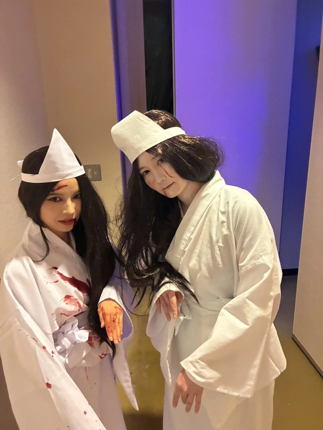 落語協会ファン感謝デー「謝楽祭」
ありがとうございました！
⁡
梅香殿にて二ツ目企画
『らくごお化け長屋』にこもりっきり👻

鈴々舎美馬さんのお菊ちゃん♡

三遊亭ぐんま兄さんのぐんまお菊が強烈で
朝からラストまでものすごく盛り上がってました！
写真撮りたかった〜😢

さらに柳家喬太郎師匠がお菊役で登場&hellip;！
今年秋、真打に昇進される田辺いちか姉さんもお菊に！

岡田まい師匠のビジュアル系お囃子♪
太鼓担当のときは一緒に幽霊三重やりました〜

柳家あお馬兄さんの作り込まれた素晴ら