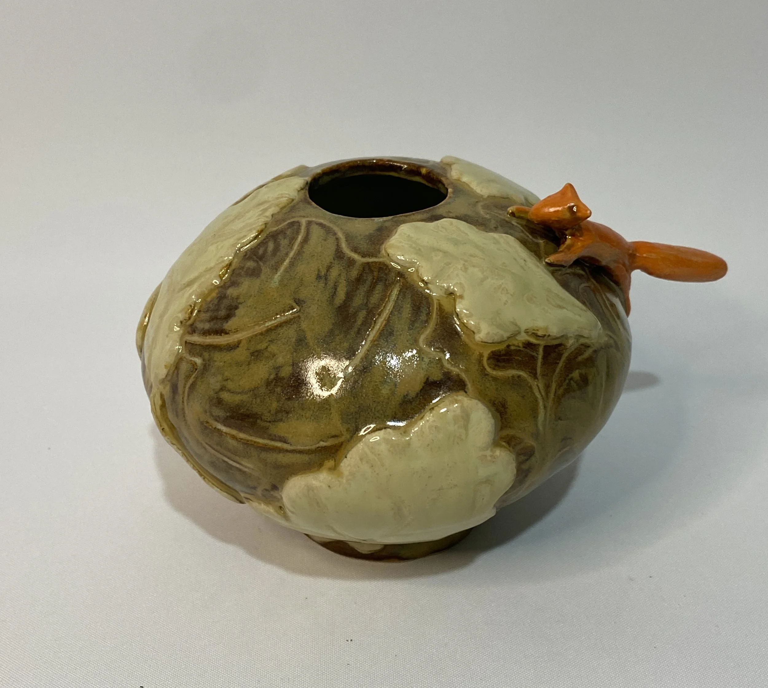 AmandaJuliet red squirrel oak leaf vessel.jpeg