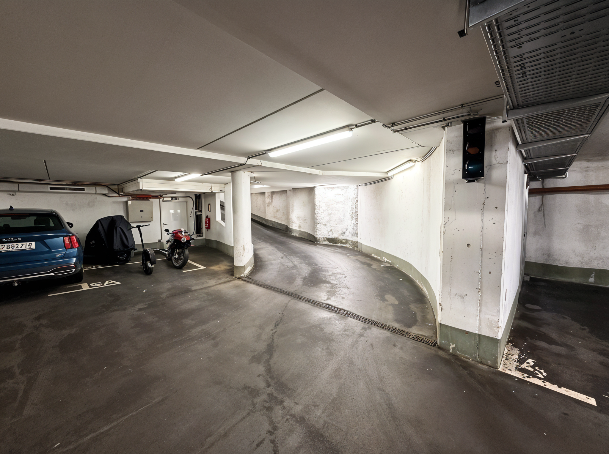 Ausfahrt Garage 1.png