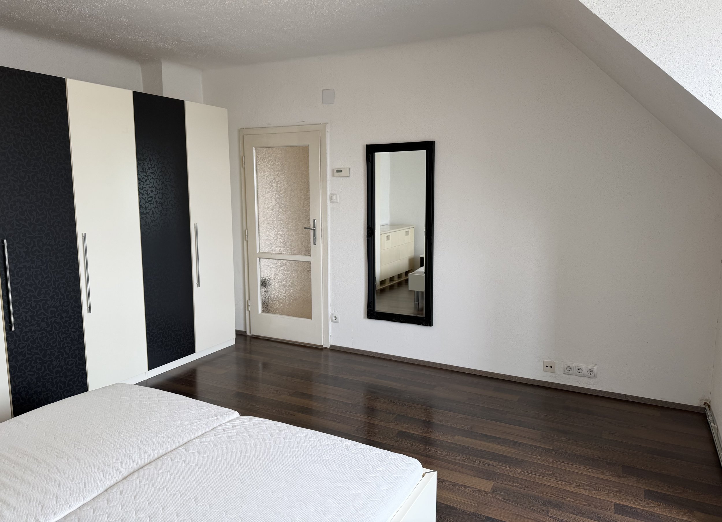 Schlafzimmer 2.jpg