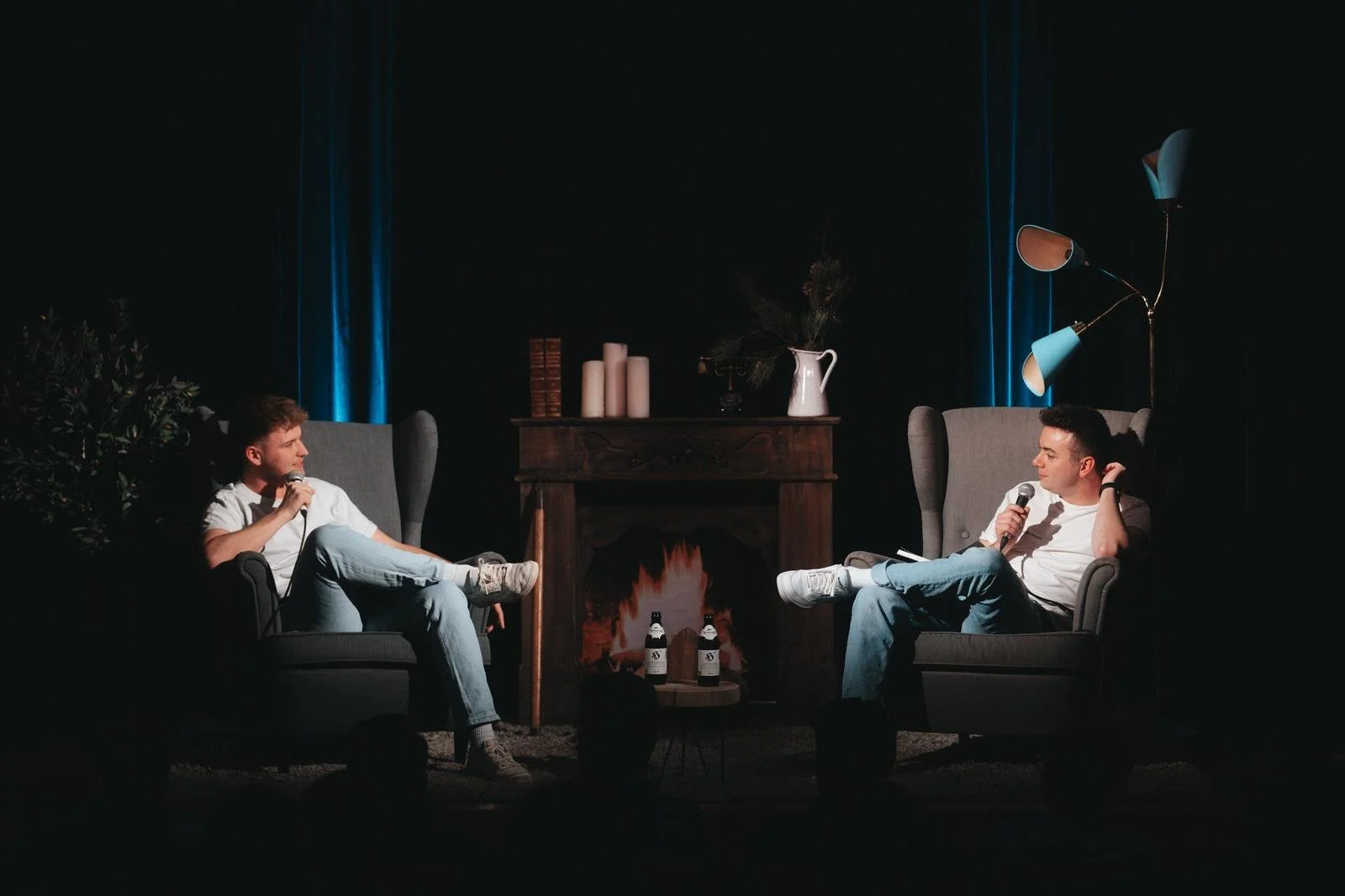 Heuballen und Hochhäuser 3.jpeg