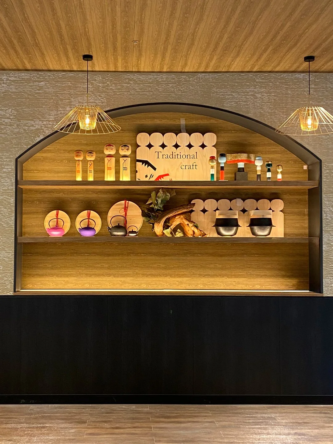 商業施設 フードコート
特産物をディスプレイで表現