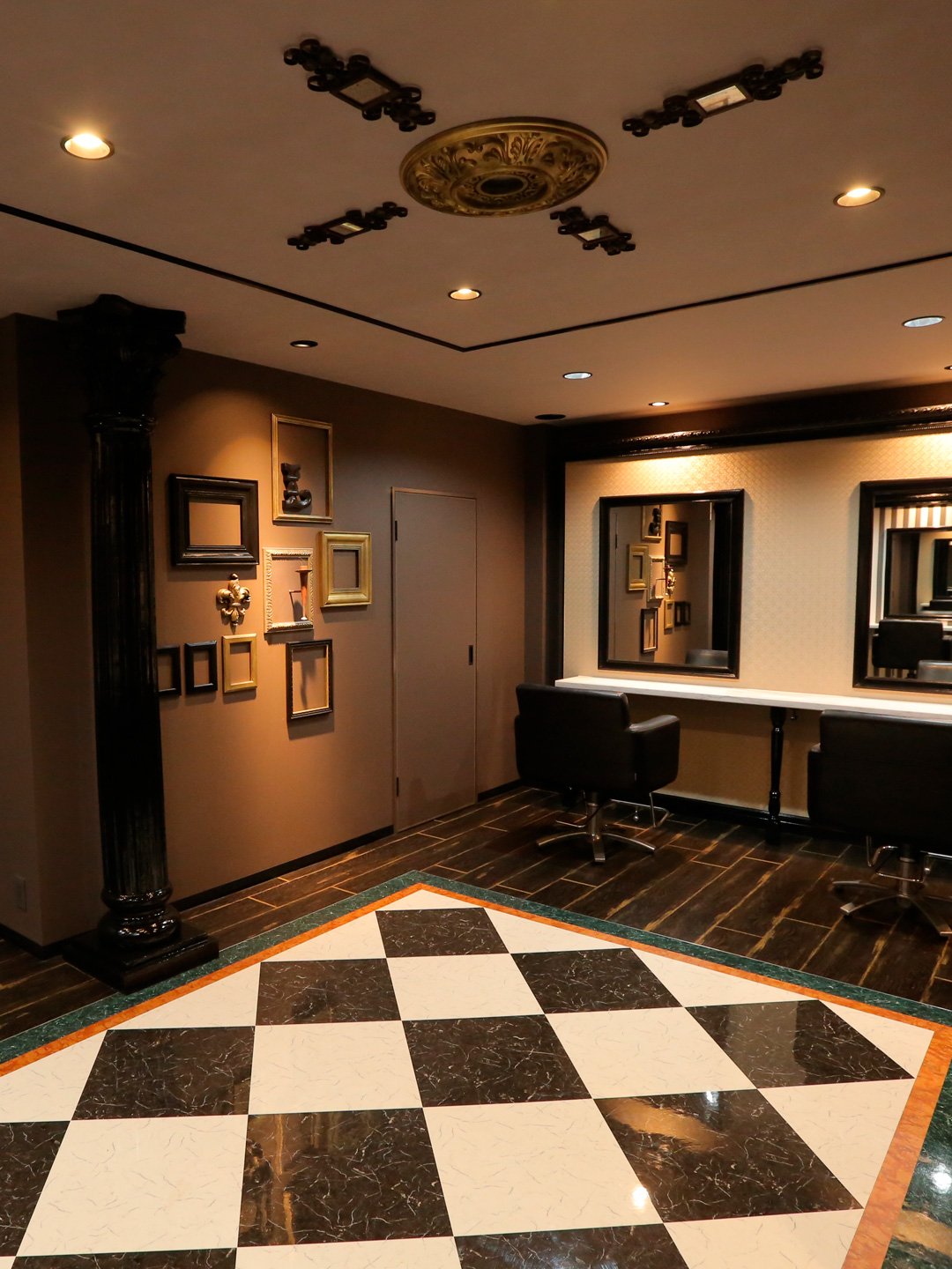 LAZO hair salon 2F