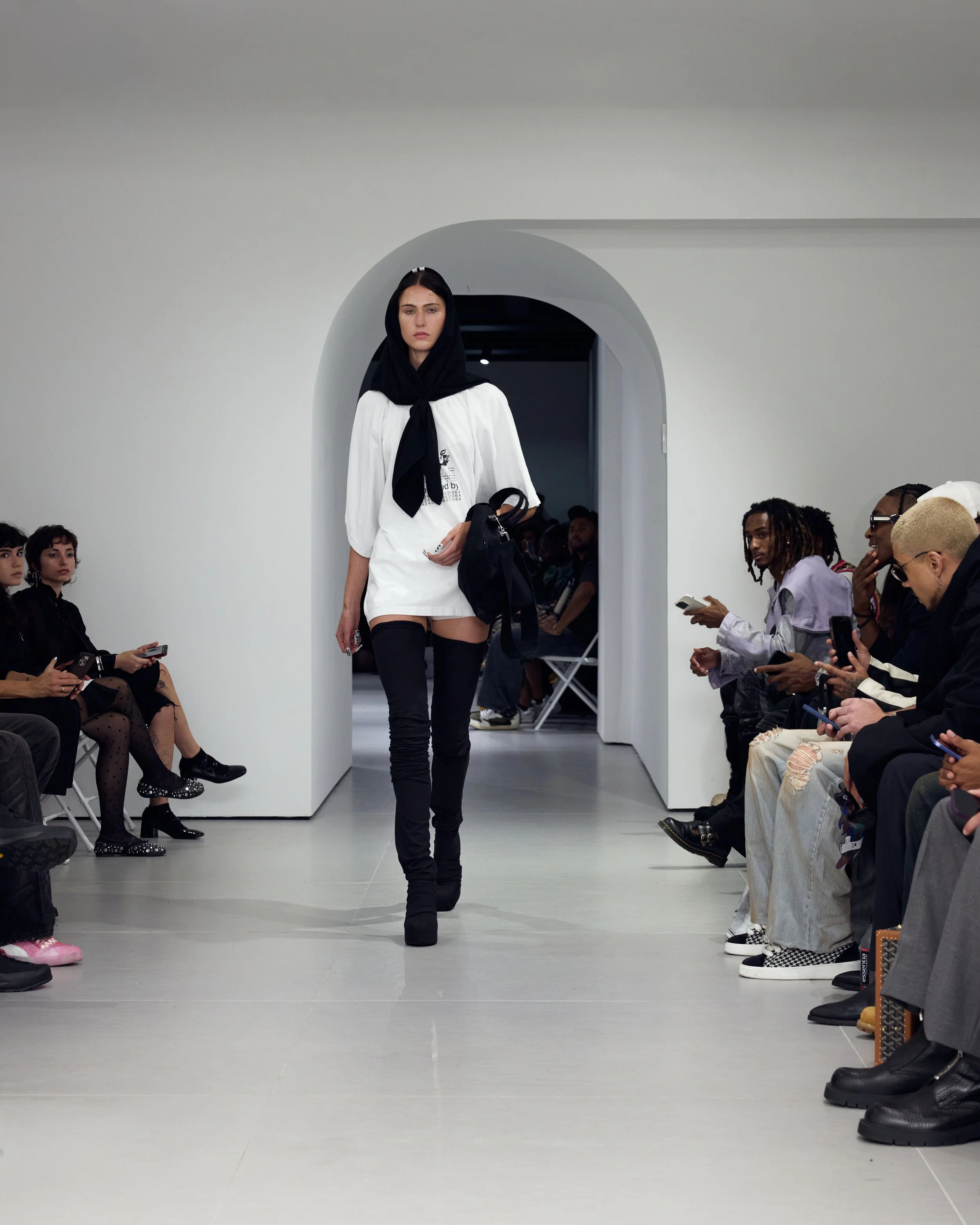 20250913_Ocean_Savage_Runway4122.jpg