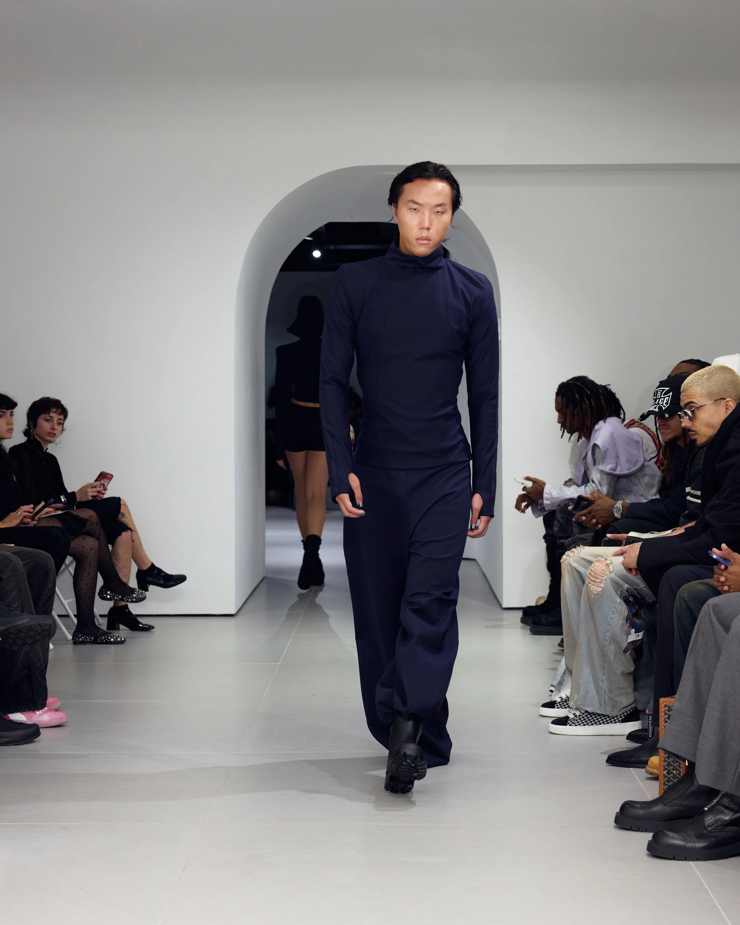 20250913_Ocean_Savage_Runway4067.jpg