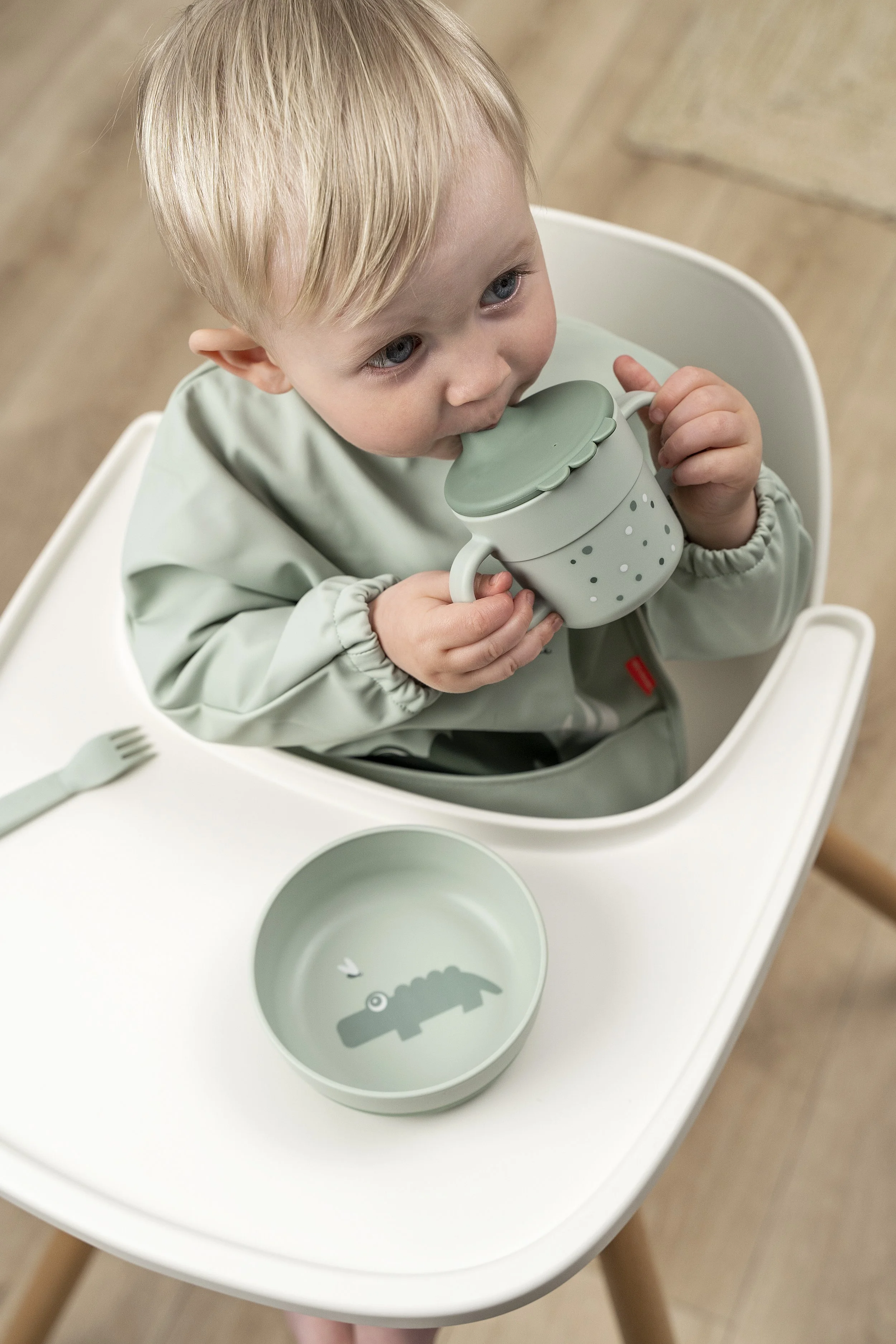 Foodie-spout-cup-green_02771_hrs.jpg