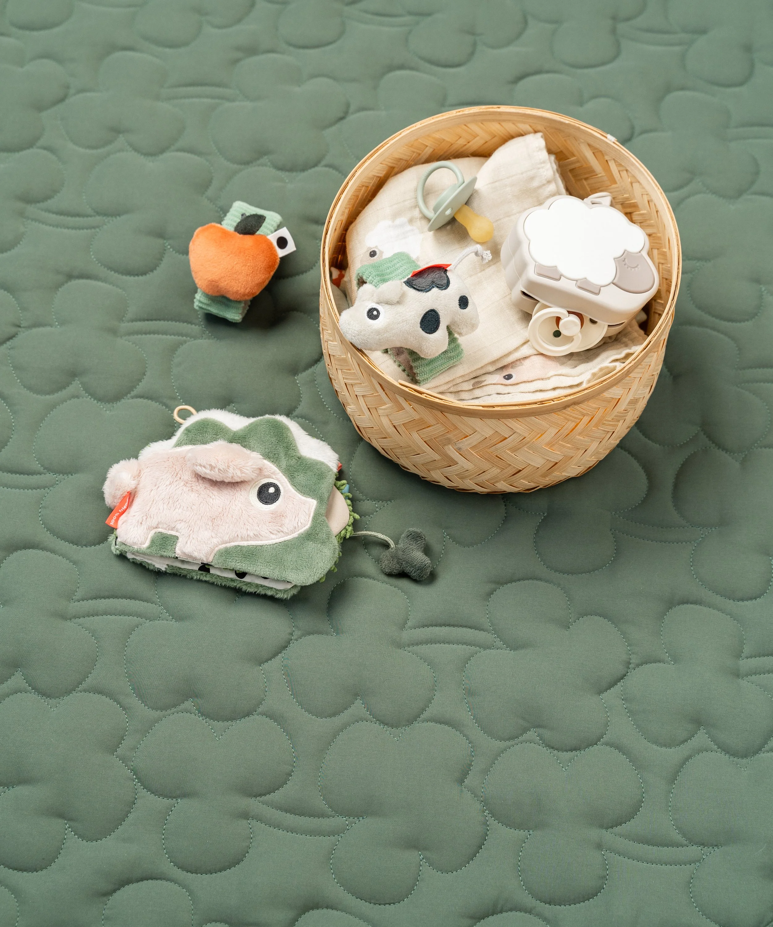 Playtime-tinyfarm_8278_hrs.jpg