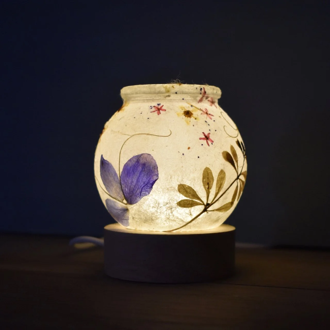 Tiny Garden Lamp