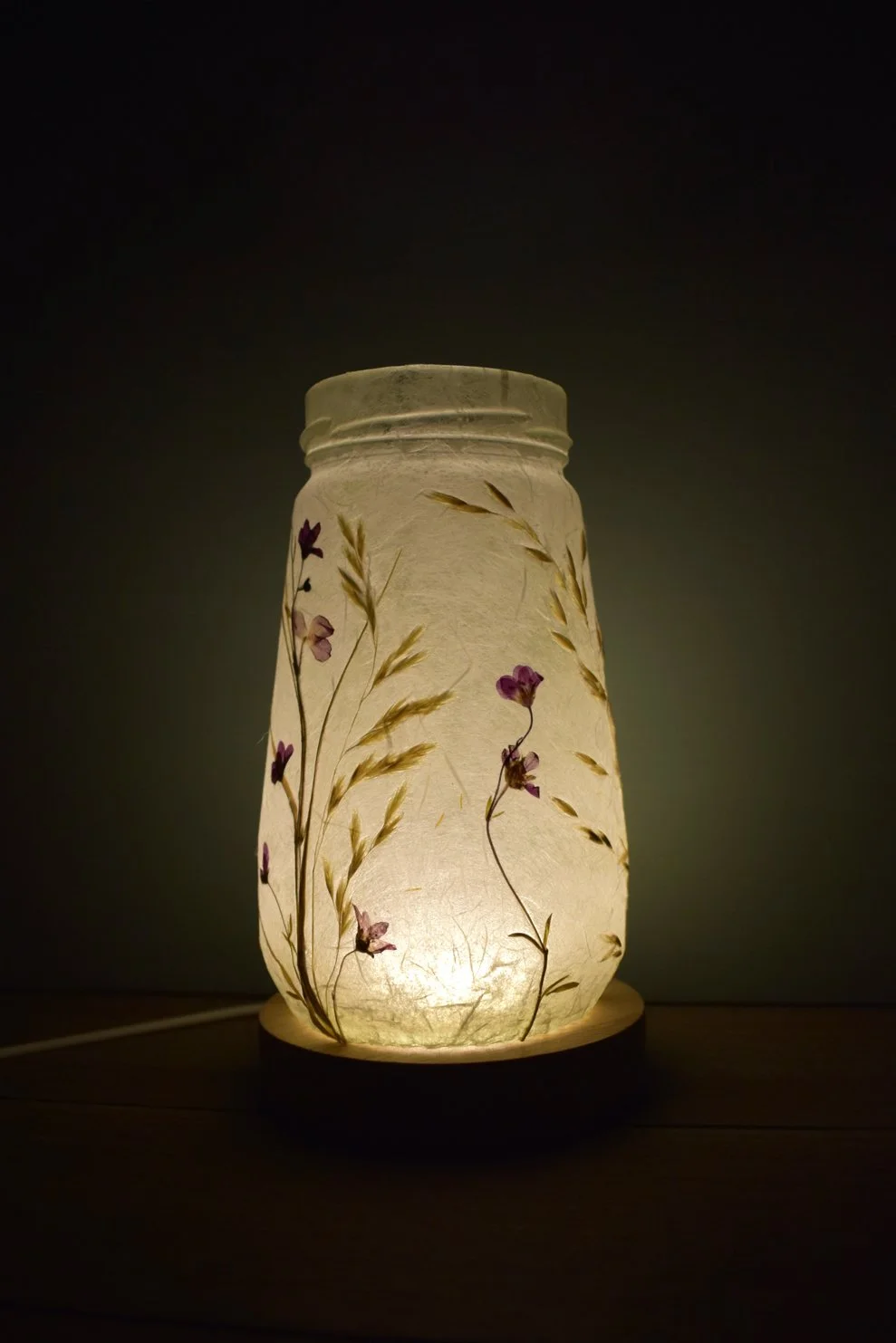 LAN501d-Made-on-a-Hill-Lantern.jpg