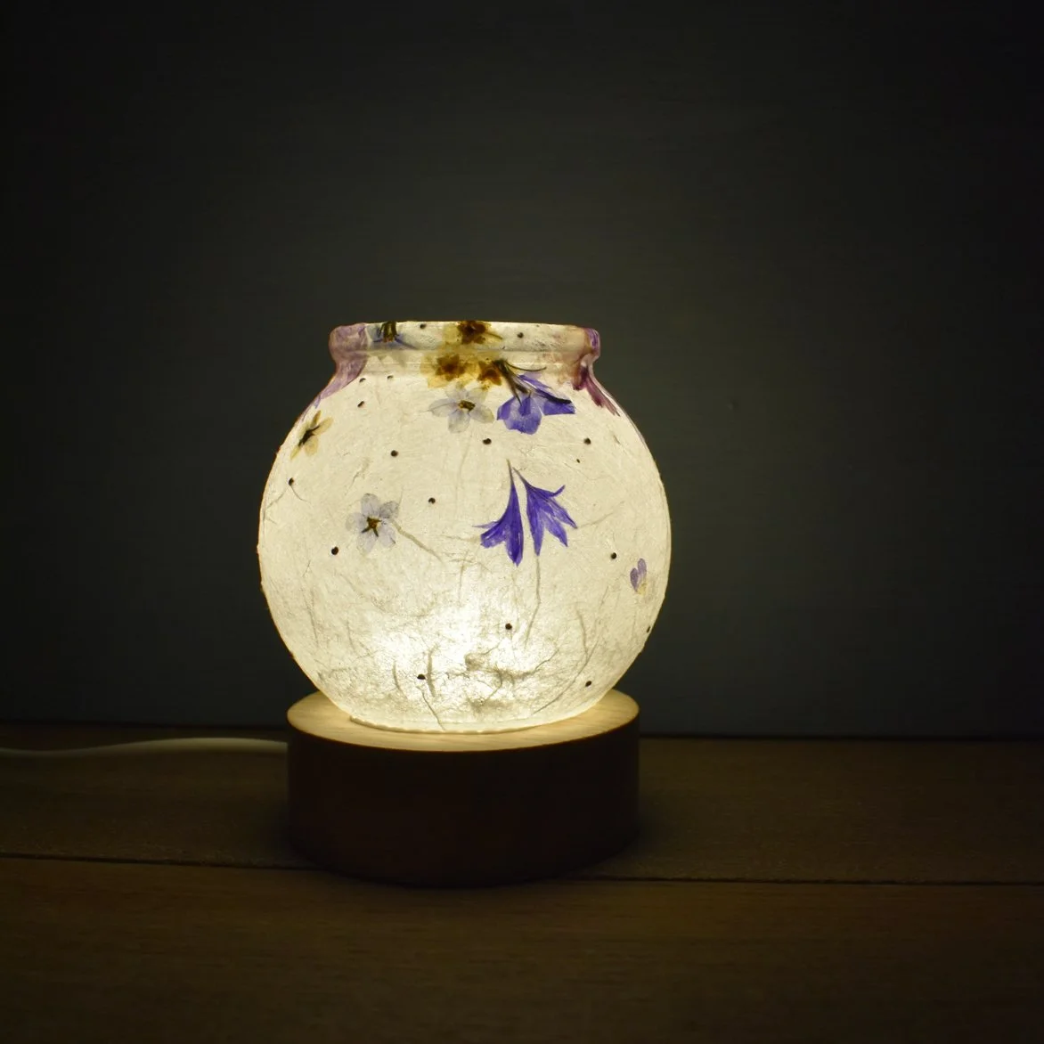 TL472j-Made-on-a-Hill-Tiny-Lamp.jpg