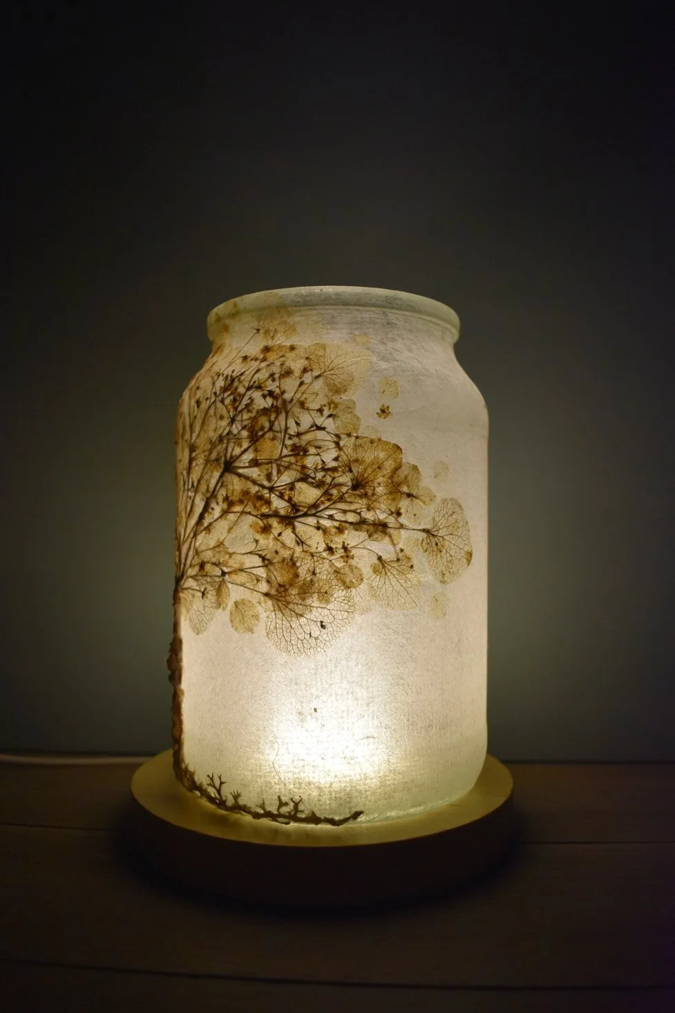 LAN500f-Made-on-a-Hill-Lantern.jpg