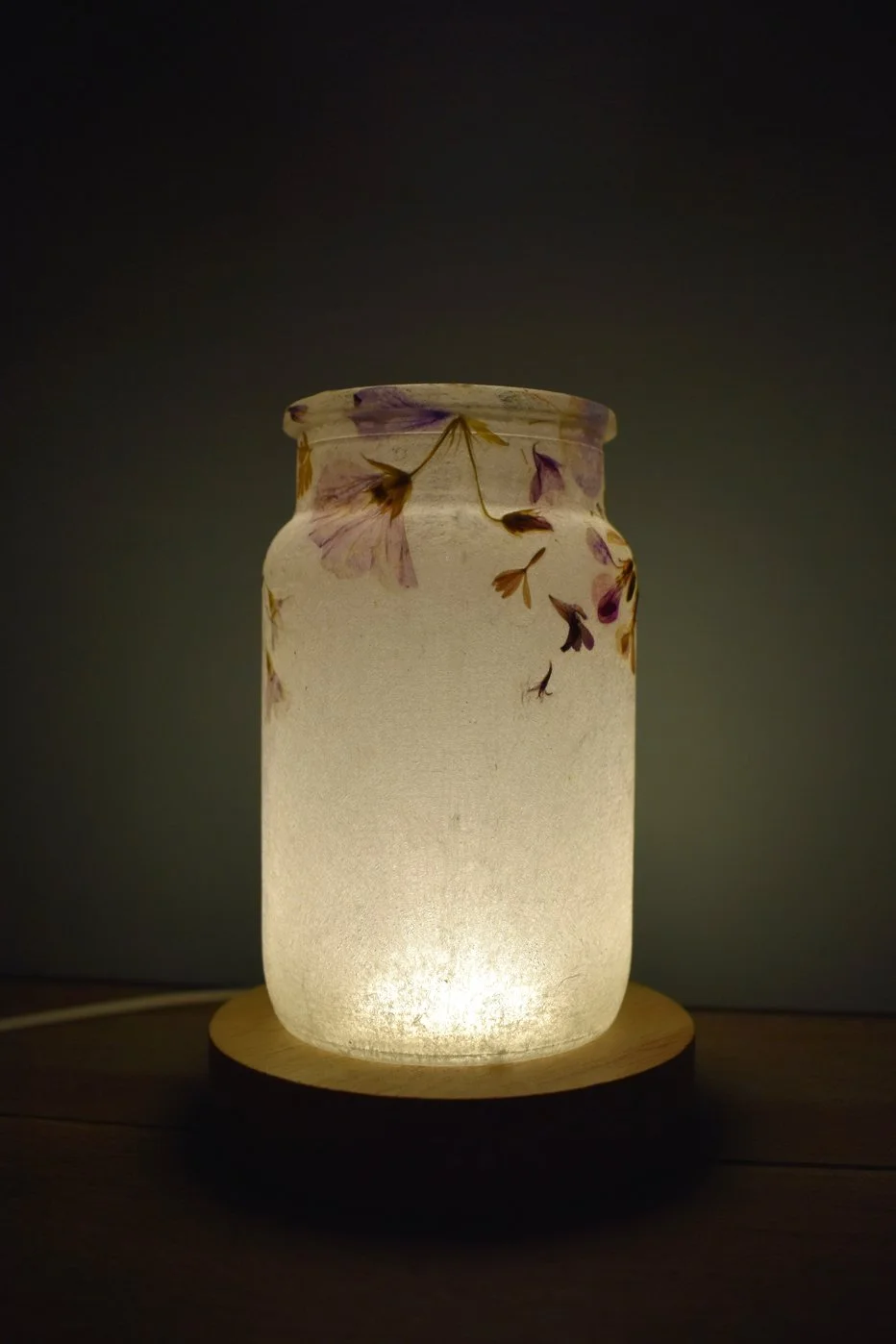 LAN497d-Made-on-a-Hill-Lantern.jpg