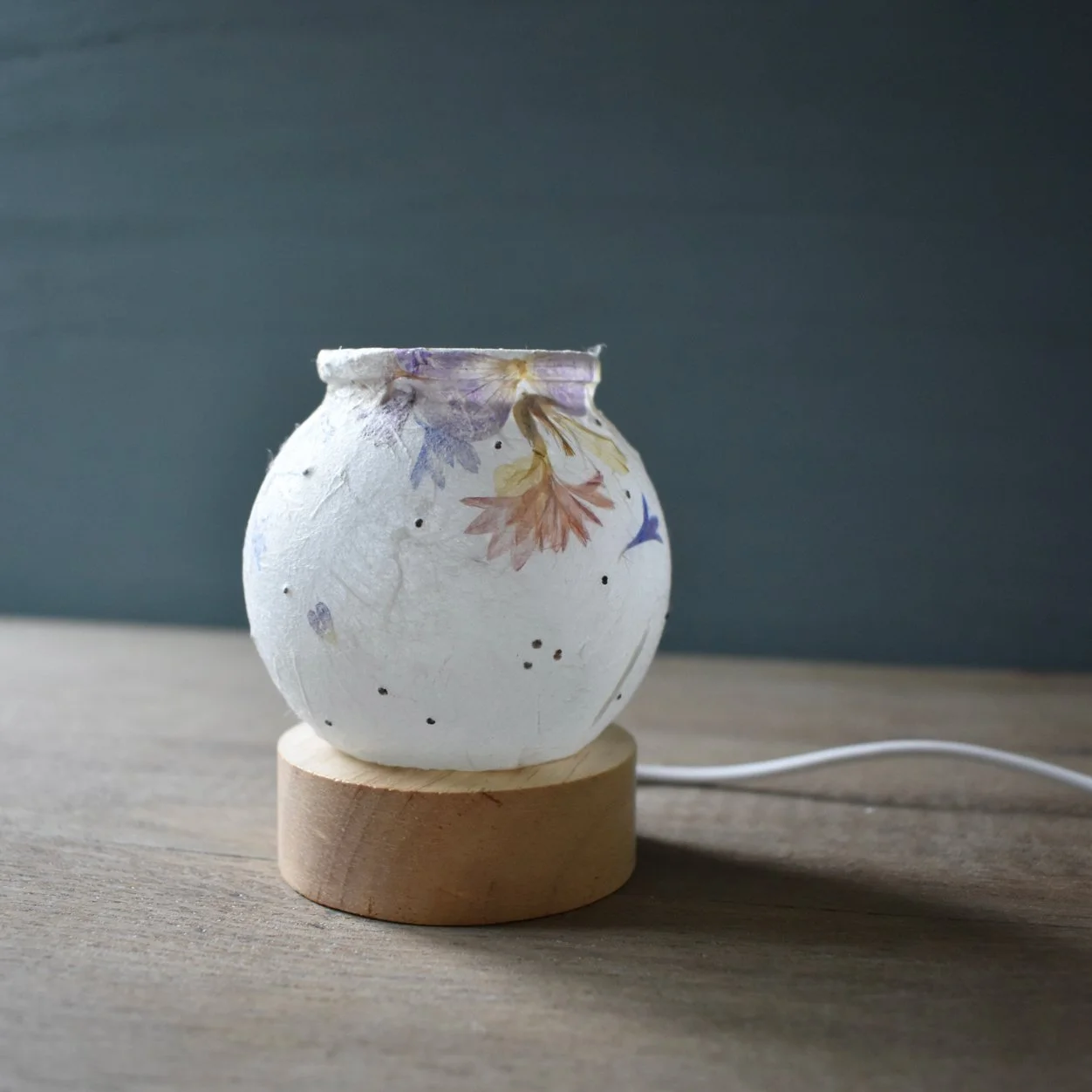 TL472e-Made-on-a-Hill-Tiny-Lamp.jpg