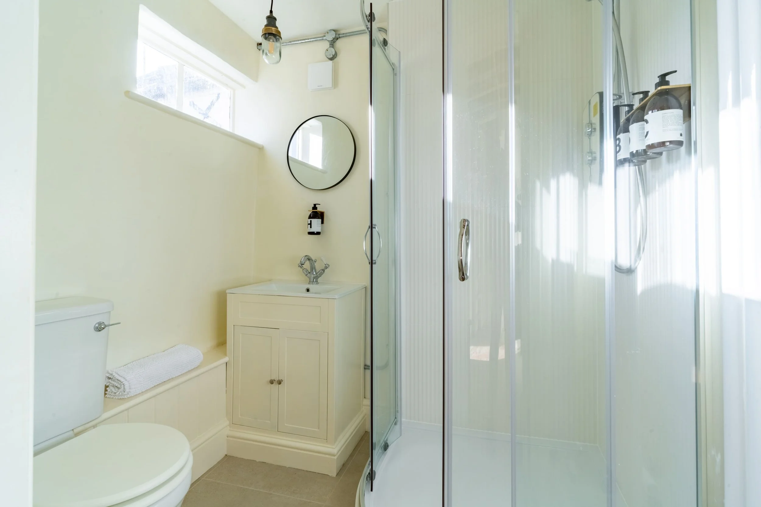 Chancery-House-Wells-next-the-Sea-norfolk-holiday-home-boutique-style.-ensuite.jpg