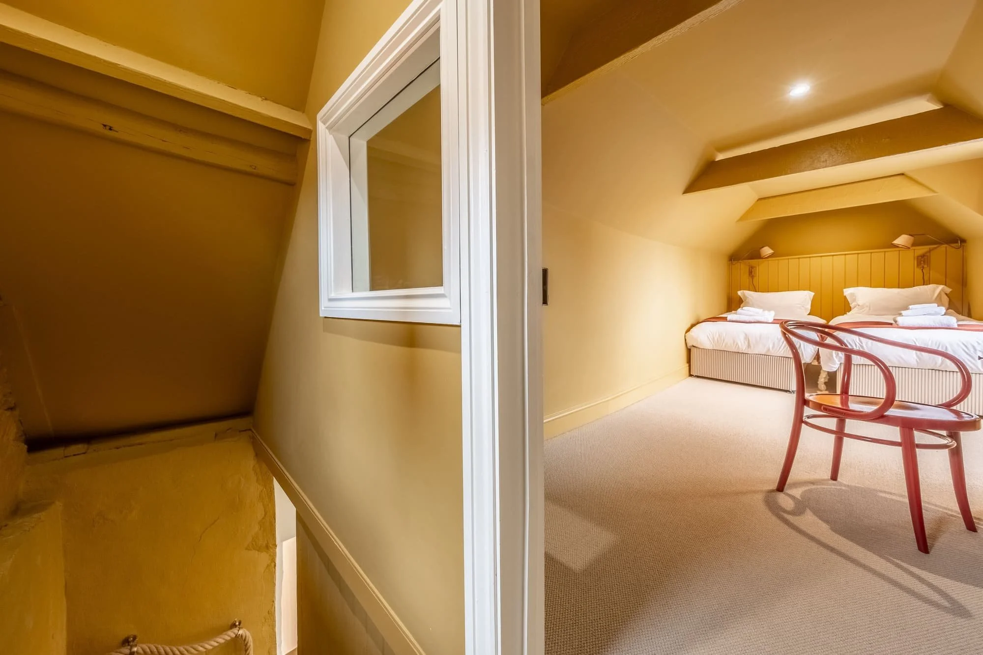 large-group-accommodation-uk-twin-bedroom.jpg