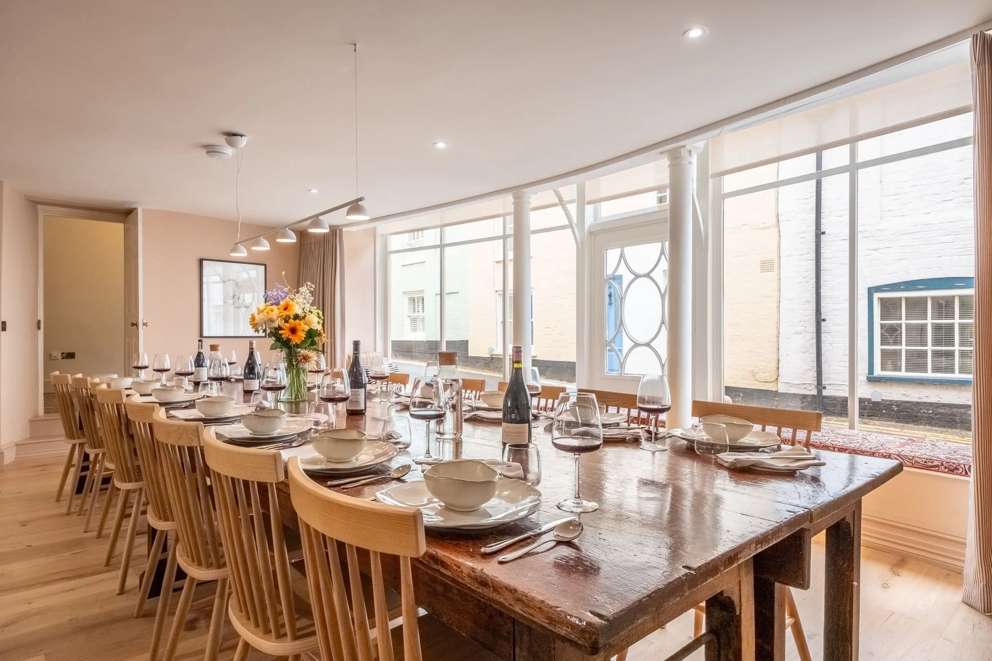 Norfolk-large-dining-room-norfolk-holiday-house-group-dining.jpg