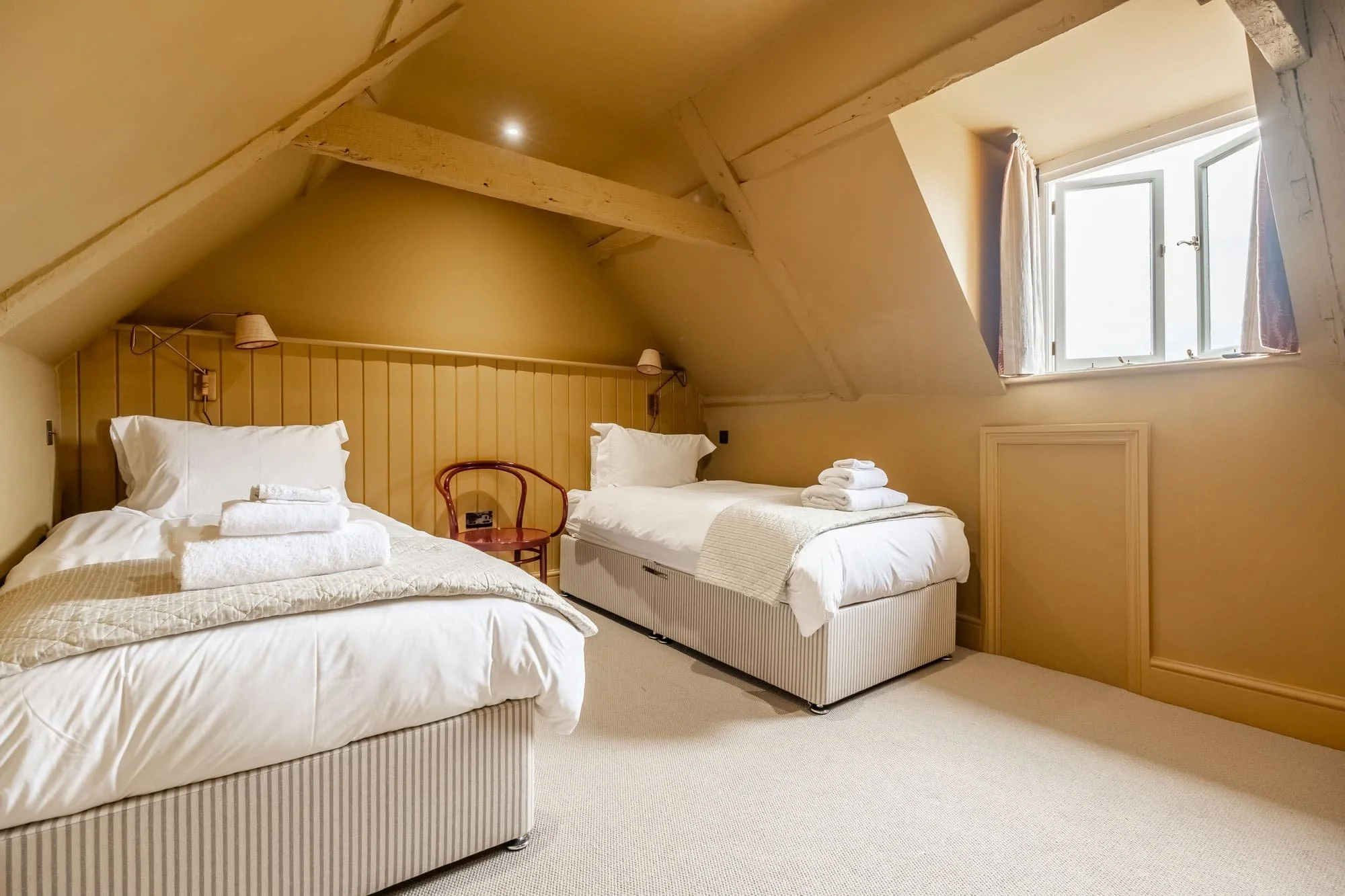 Norfolk-coastal-hoilday-home-boutique-style-bedroom-wells-next-the-sea.jpg