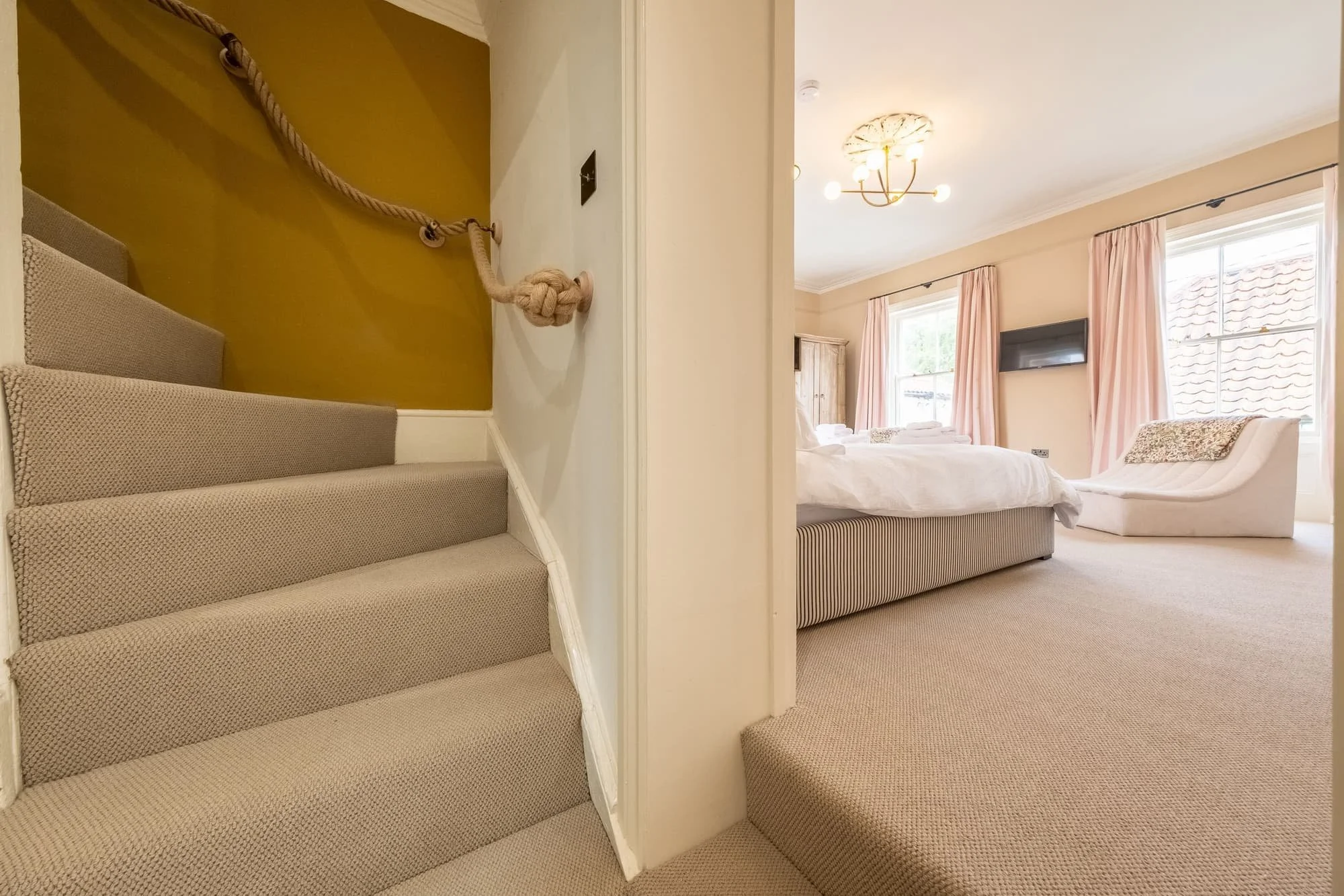 wells-next-the-sea-luxury-holiday-house-stairs.jpg
