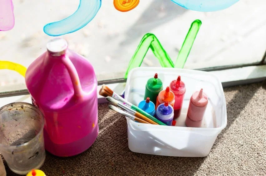 I am vehemently a portrait artist but there&rsquo;s something super satisfying about a detail shot. 😍🤤

Maybe it&rsquo;s the colors, natural compositions, or the fact that details also tell a story. Whatever it is, it scratches a creative itch for 