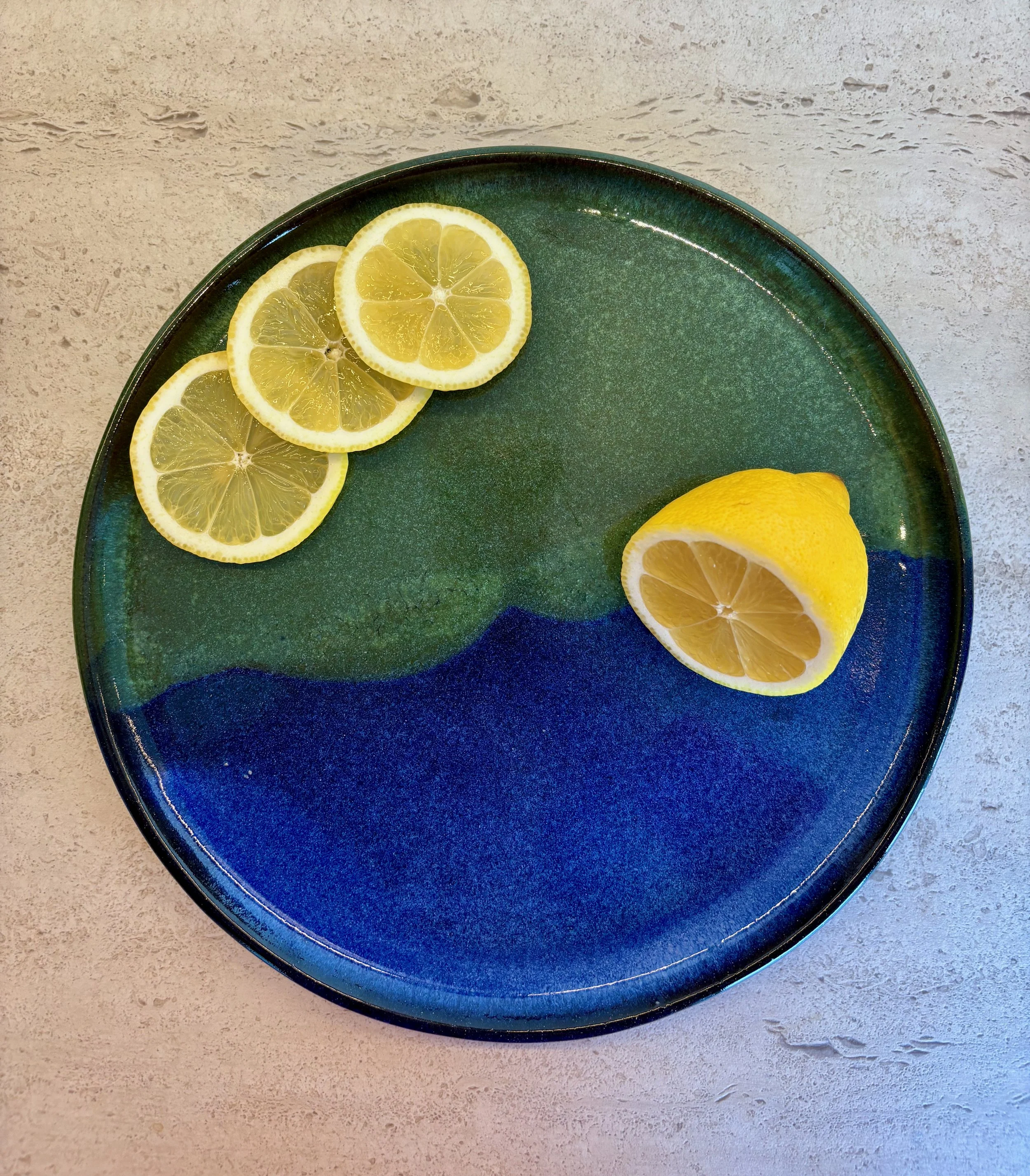 (Cinch) Plate in Iris and Neptune