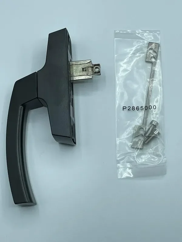 Cremona, maneta o manilla Asia oscilo batiente con microventilacion.