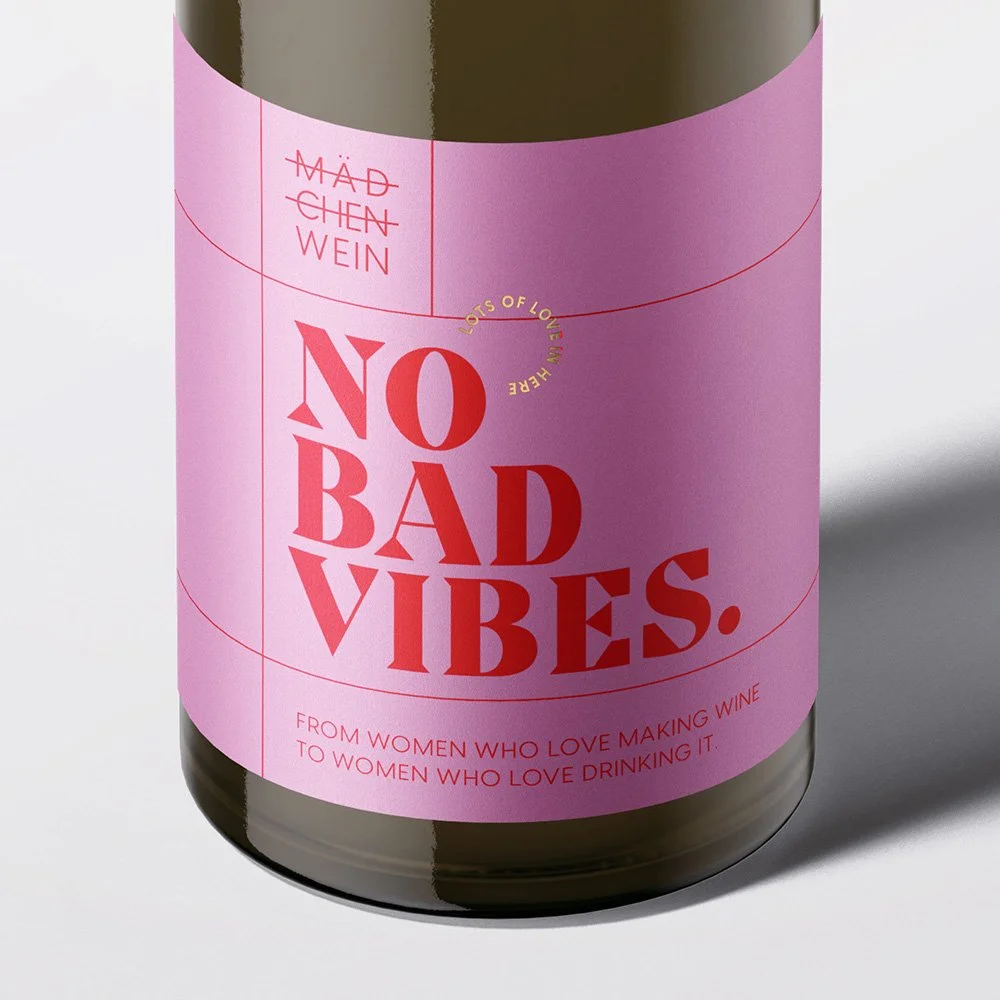 8-FranziskaBoettcher_Branding_Packaging_Maedchenwein.jpg