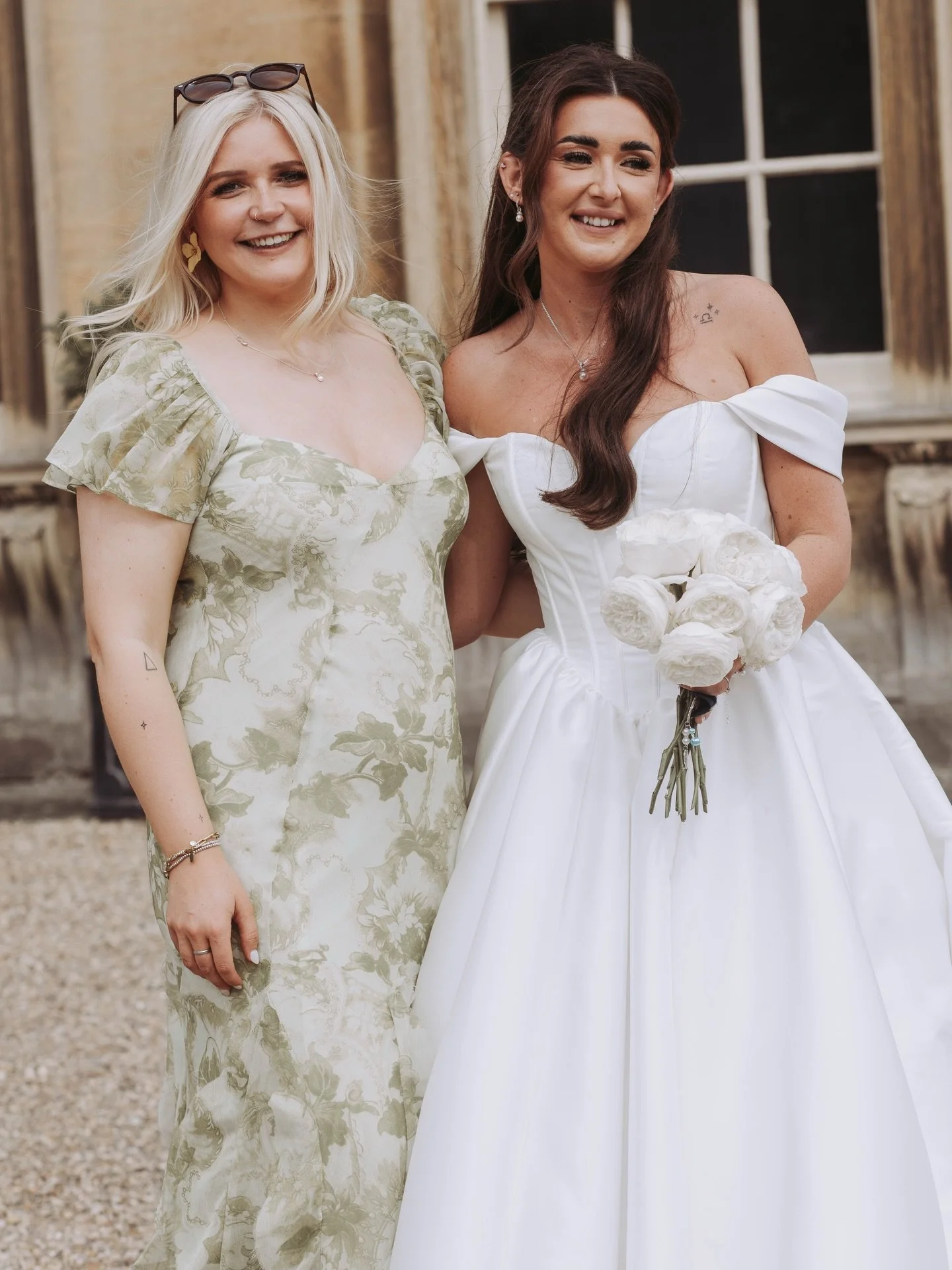 ✨ core memories ✨ 

For my couples&hellip; and for me 🥹 there is truly no better feeling (apart from the moment itself) when you get a wedding album back and see just how much fun your couple had on their wedding day, and the love that surrounds the