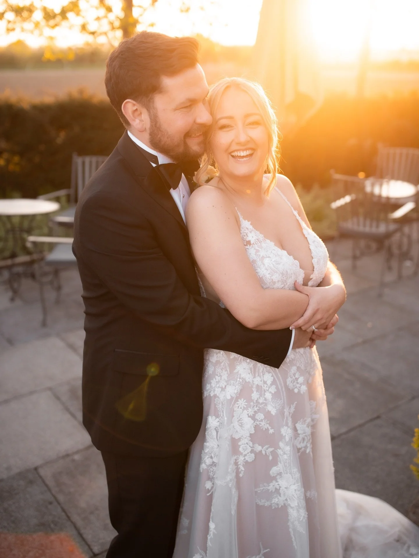 Happy third anniversary for yesterday guys 😘

Lucy &amp; Sam at @thelioninnhotel 

//

@lucylatarche 
@emmapoppyhairandmakeup 
@essexbridalandoutlet