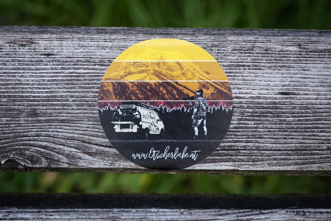 sticker_oetscherliebe_juergenthoma_03.jpg