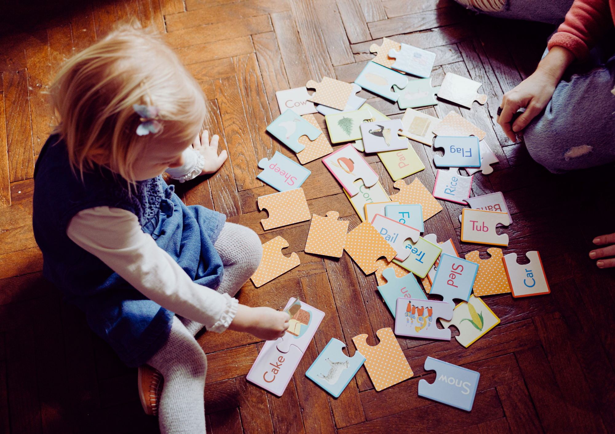 child playing memory game