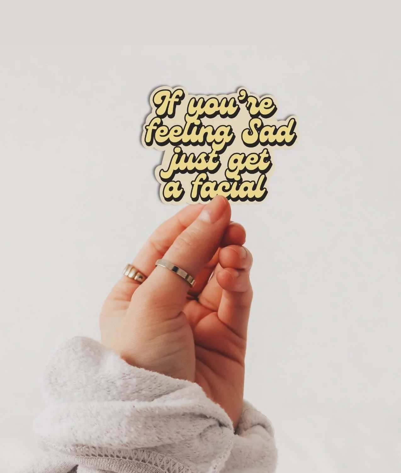 Listen, I&rsquo;m not saying it&rsquo;s the answer to all of life&rsquo;s problems&hellip; but giving yourself an hour to slow down, take a deep breath, maybe drift off for a tiny nap, and then walk out with glowing skin??! &hellip;pretty solid mood 